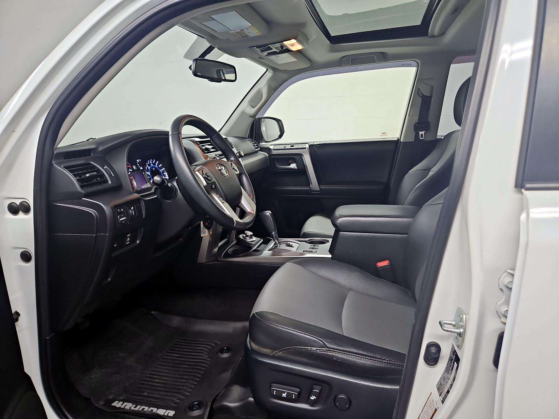 Thumbnail: 2019 Toyota 4Runner - 11
