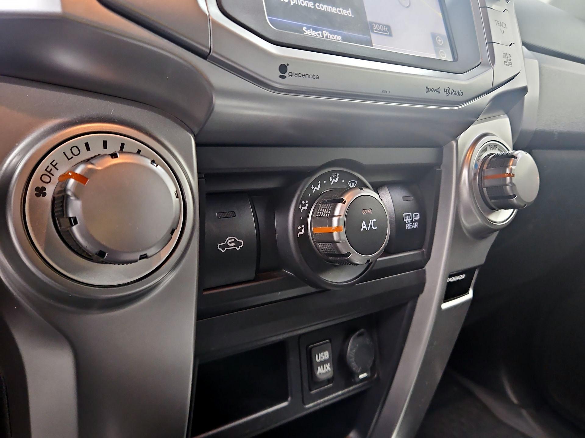 Thumbnail: 2019 Toyota 4Runner - 17