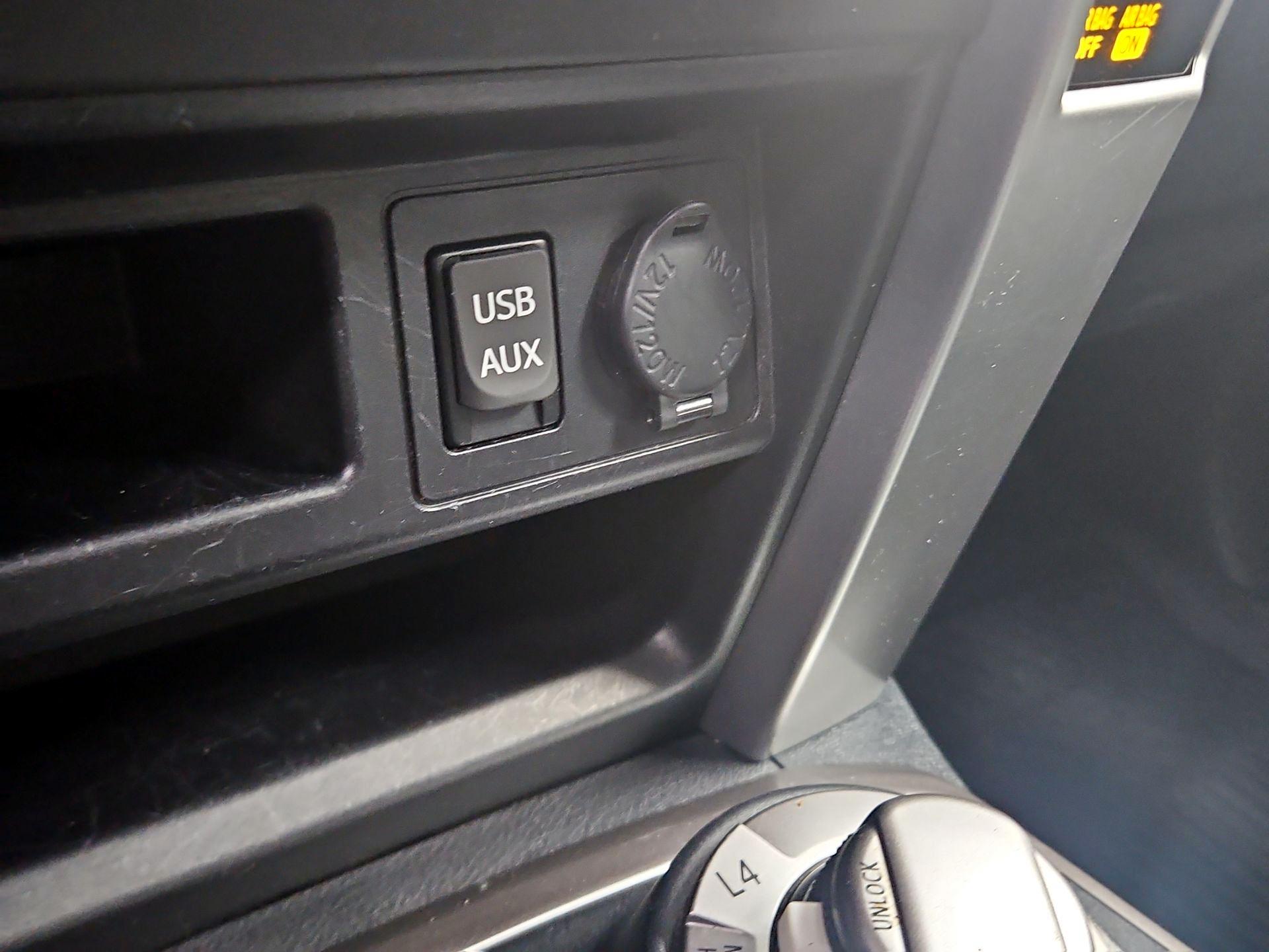 Thumbnail: 2019 Toyota 4Runner - 19