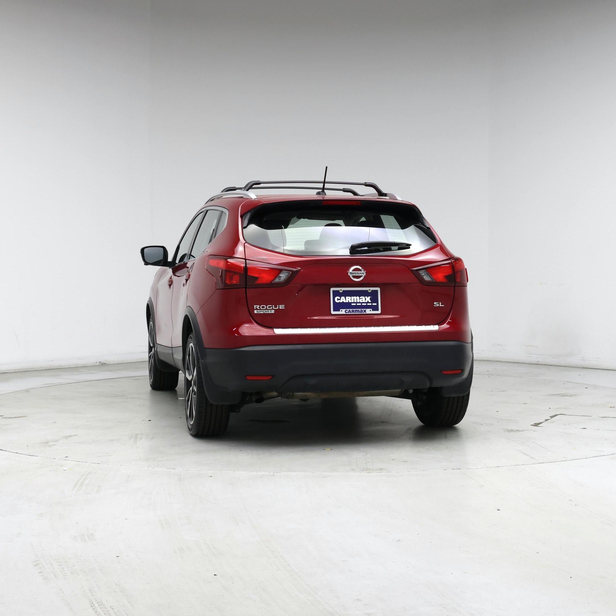 Thumbnail: 2017 Nissan Rogue Sport - 6