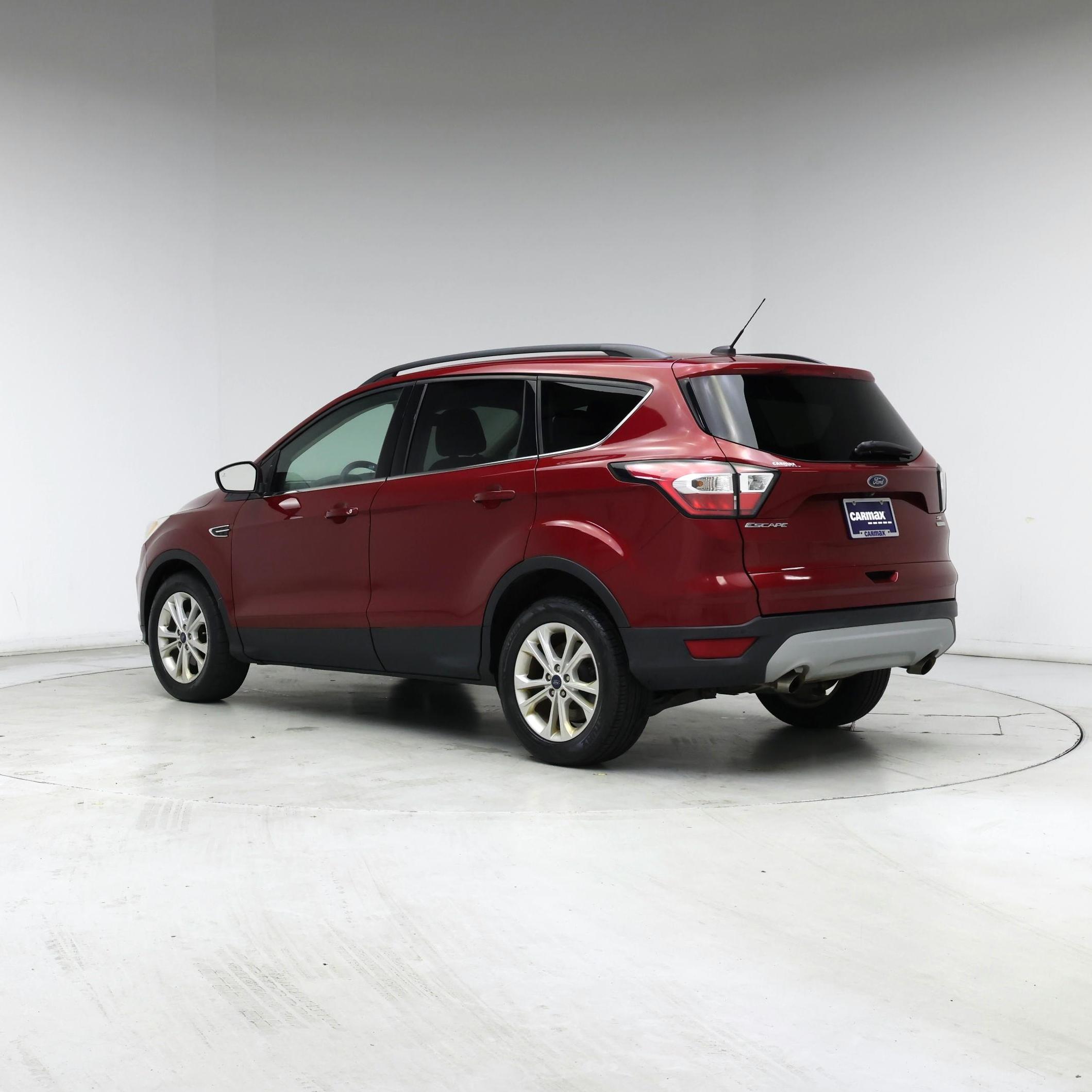 Thumbnail: 2017 Ford Escape - 2