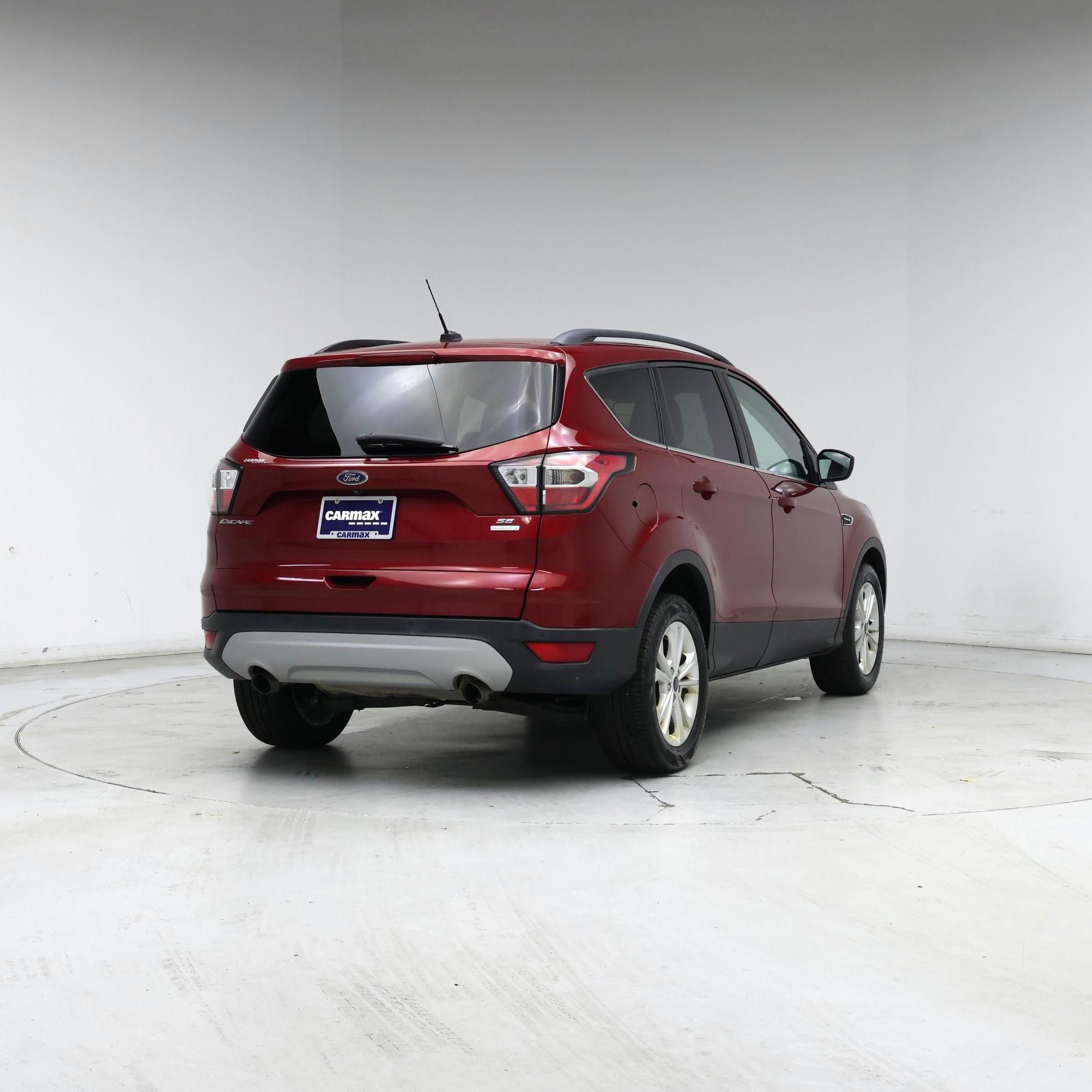 Thumbnail: 2017 Ford Escape - 8