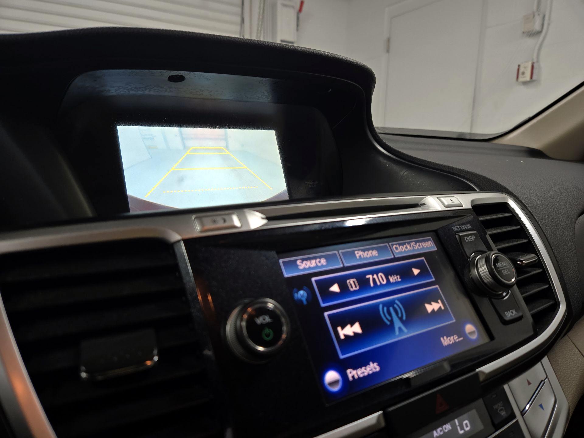Thumbnail: 2013 Honda Accord - 14