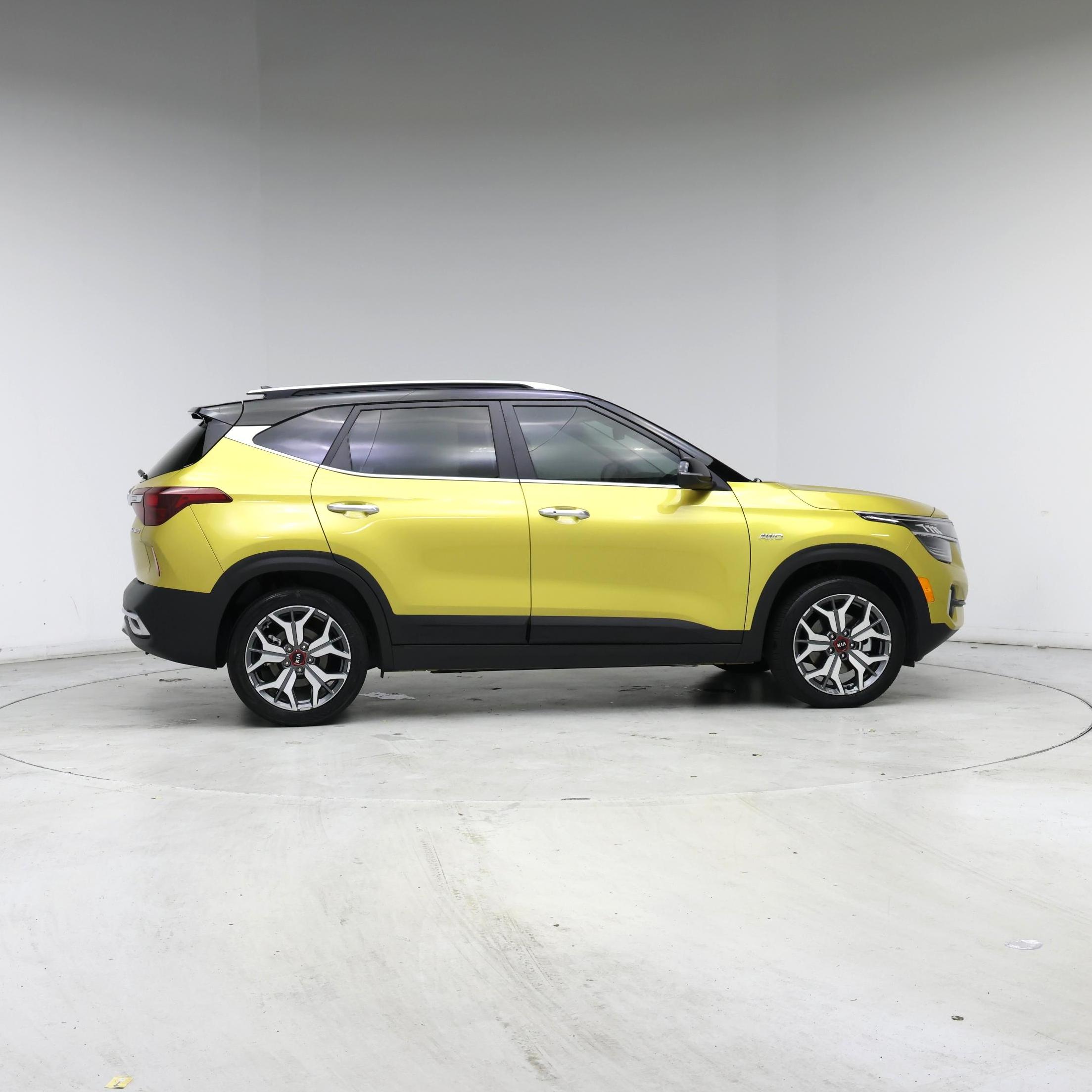 Thumbnail: 2021 Kia Seltos - 7