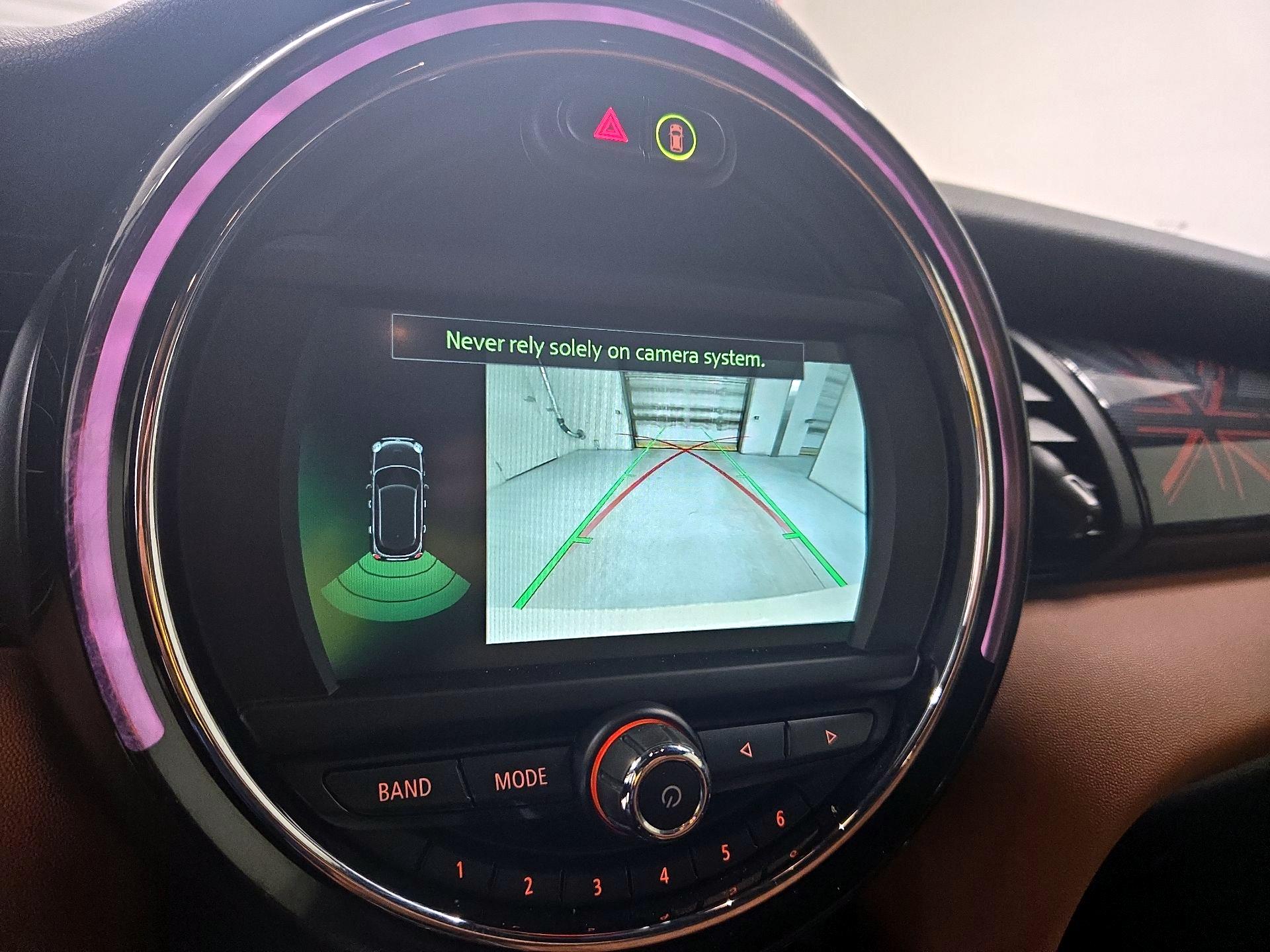 Thumbnail: 2019 MINI Cooper Hardtop - 14