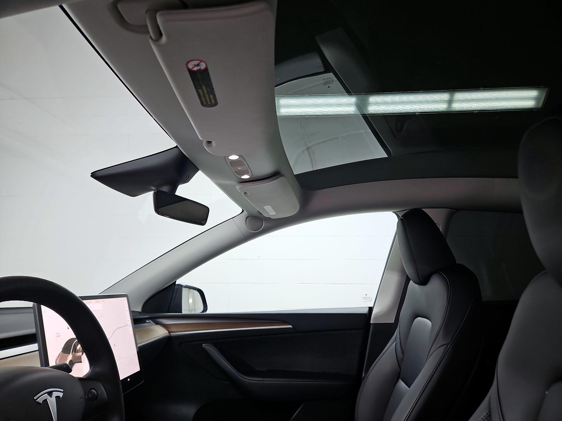 Thumbnail: 2023 Tesla Model Y - 18