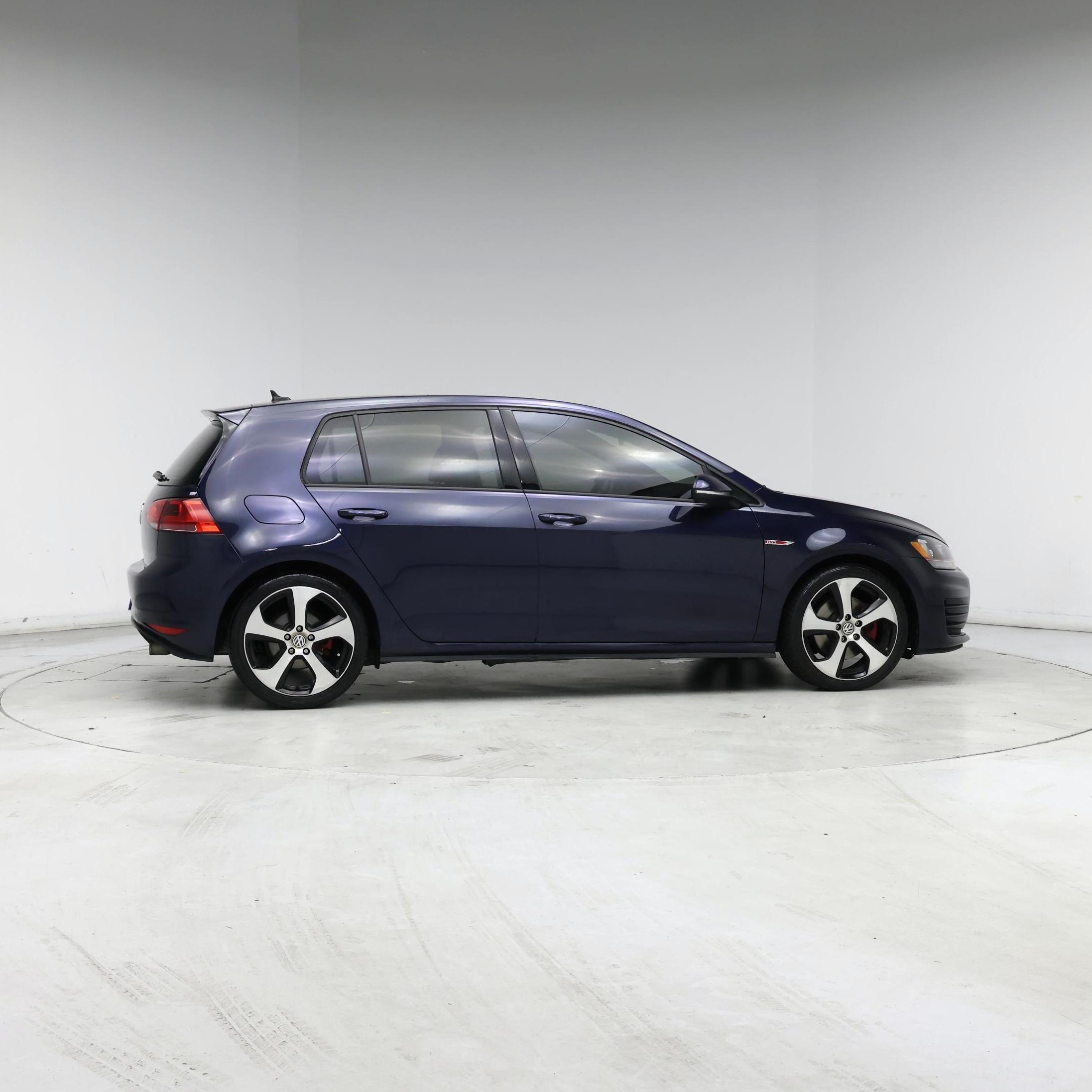 Thumbnail: 2016 Volkswagen Golf - 7