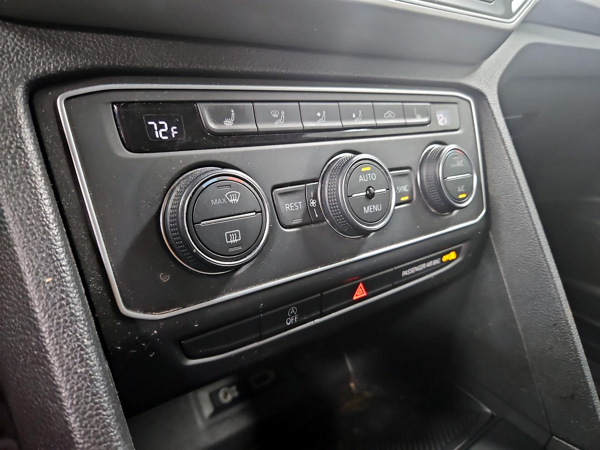 Thumbnail: 2019 Volkswagen Atlas - 16