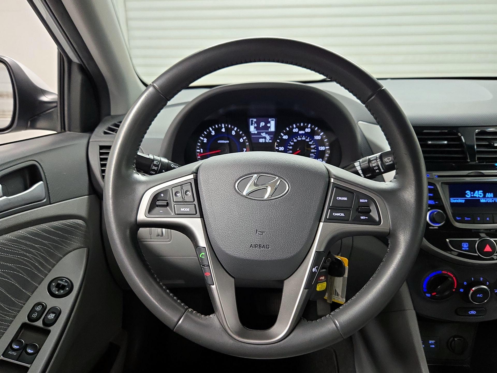 Thumbnail: 2016 Hyundai Accent - 10