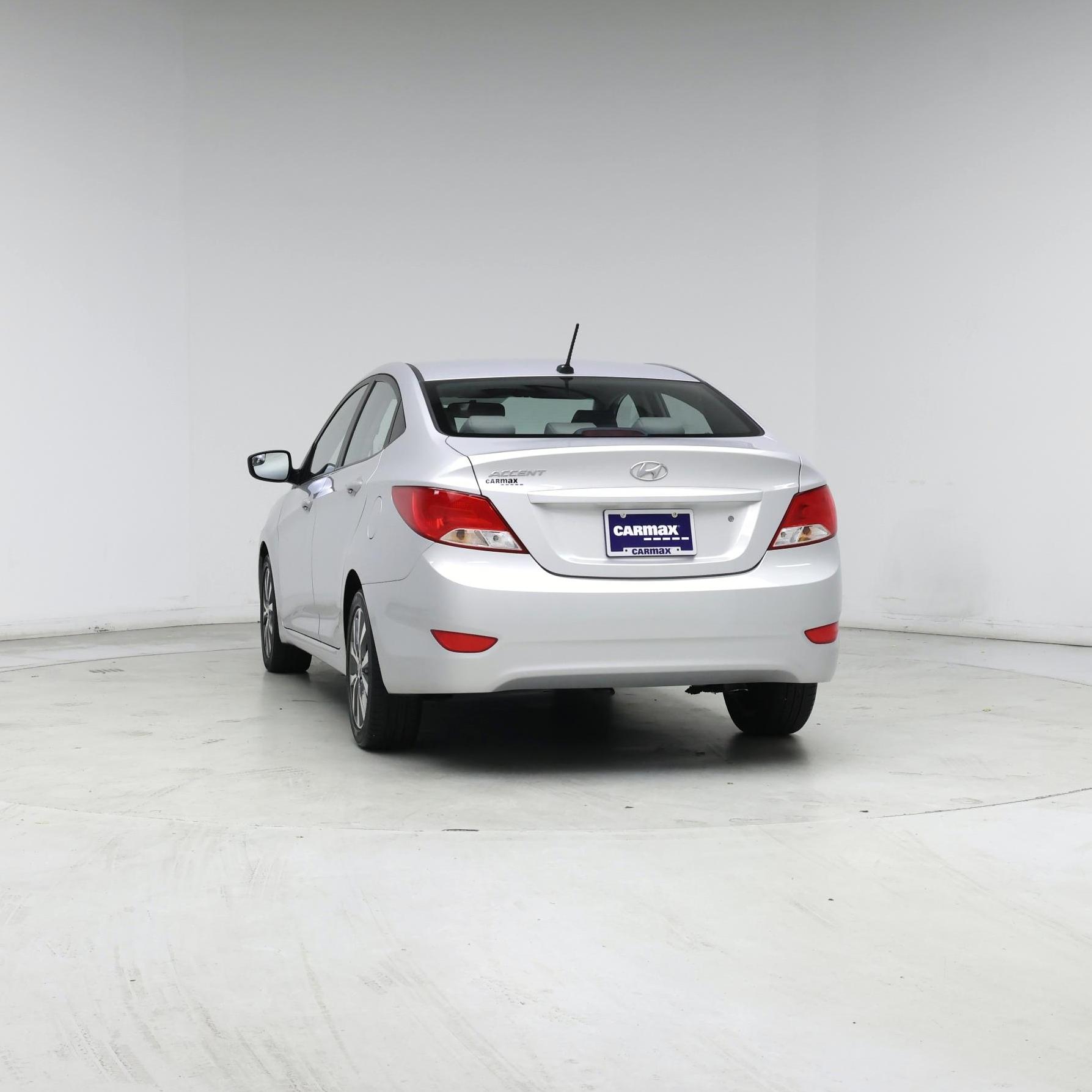 Thumbnail: 2016 Hyundai Accent - 6