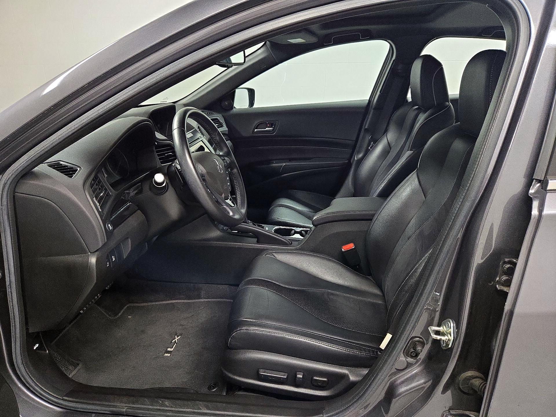 Thumbnail: 2019 Acura ILX - 11