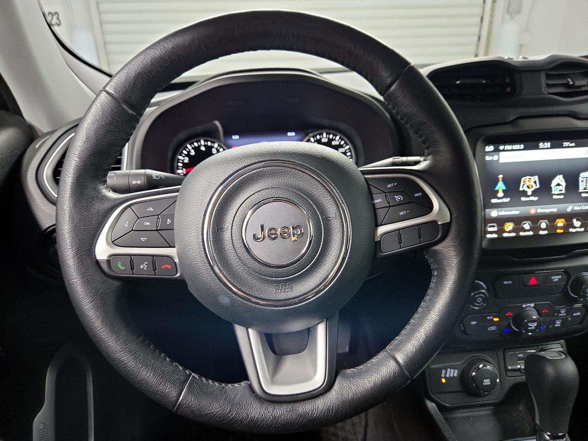 Thumbnail: 2018 Jeep Renegade - 10