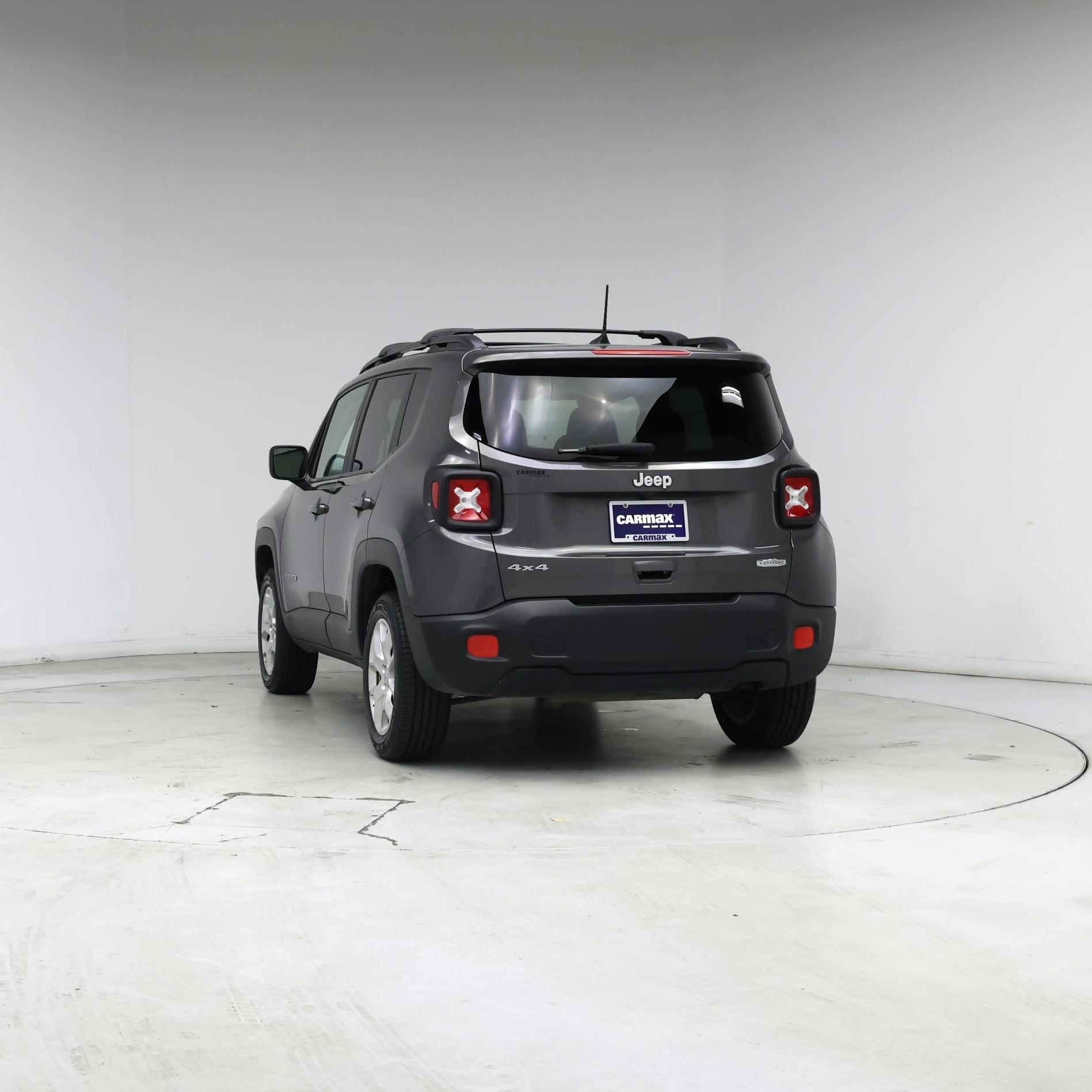 Thumbnail: 2018 Jeep Renegade - 6