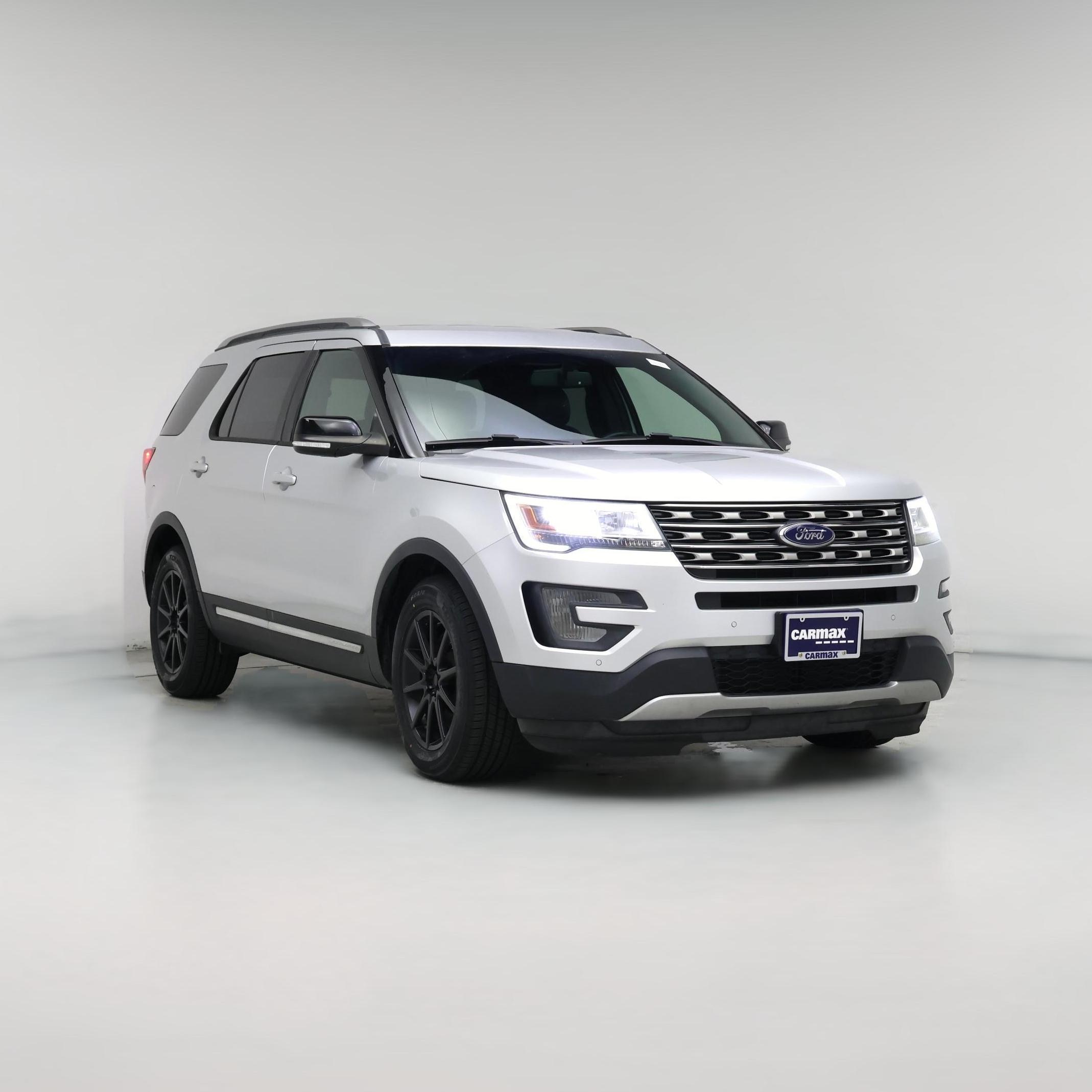 Thumbnail: 2016 Ford Explorer - 1