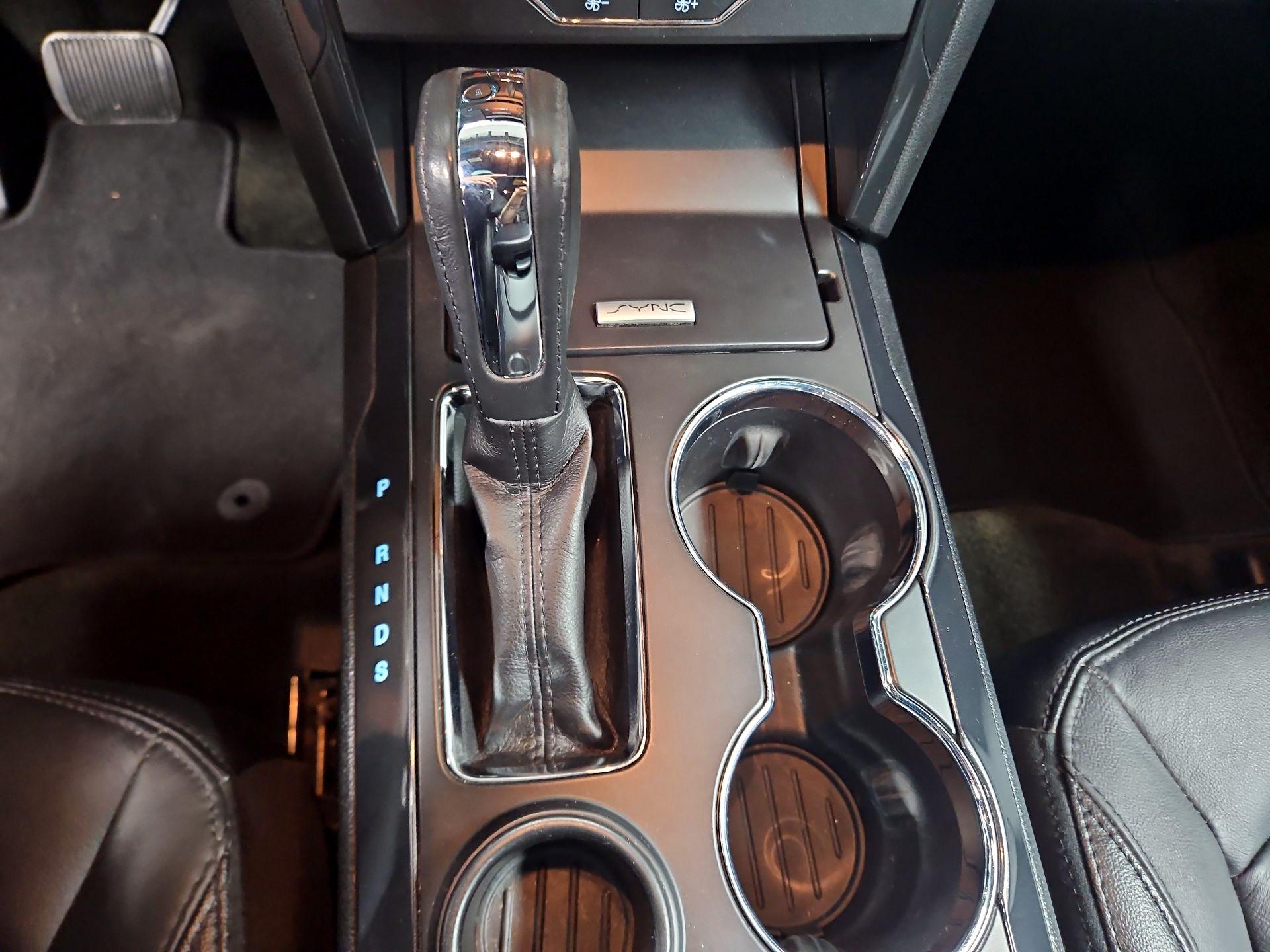 Thumbnail: 2016 Ford Explorer - 17
