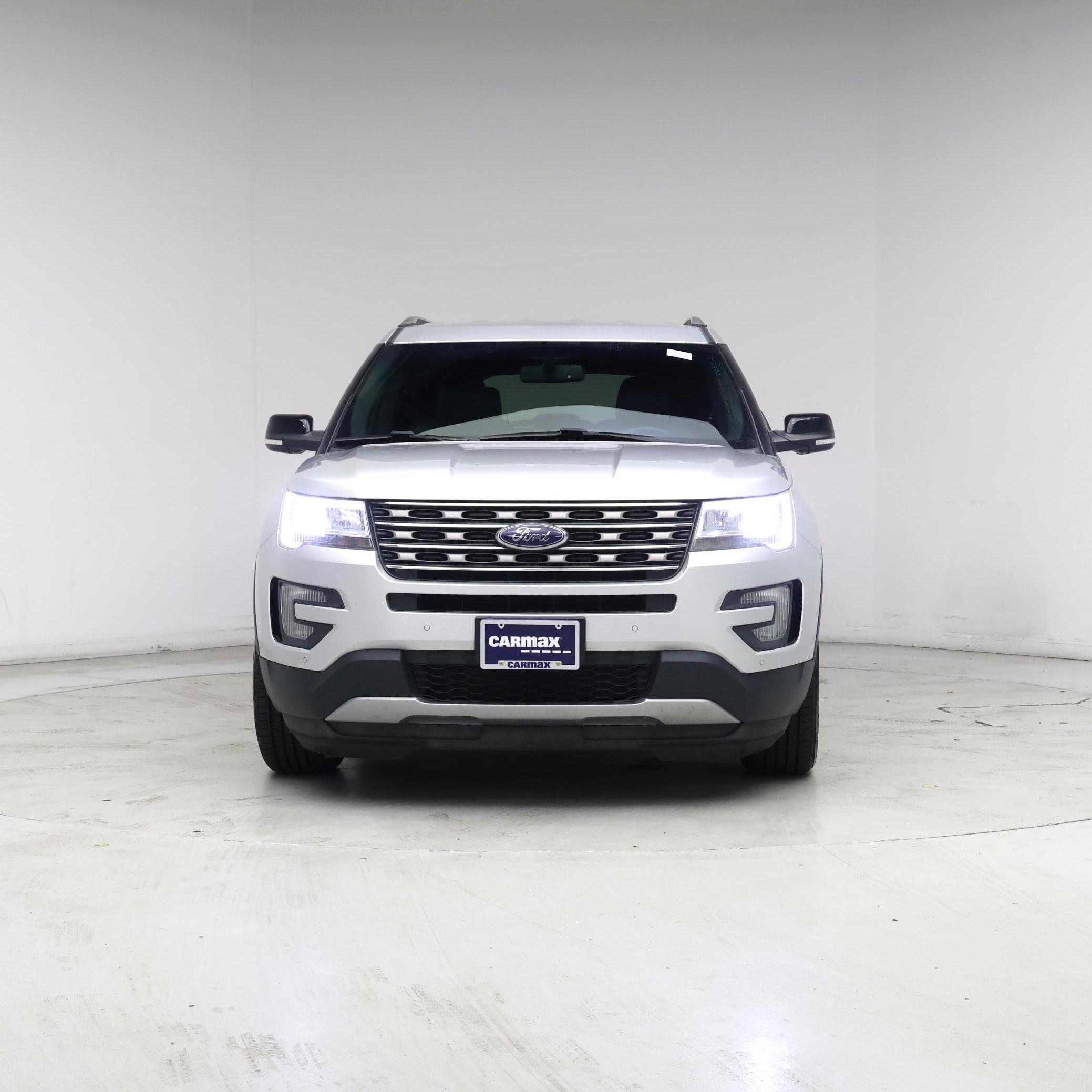 Thumbnail: 2016 Ford Explorer - 5