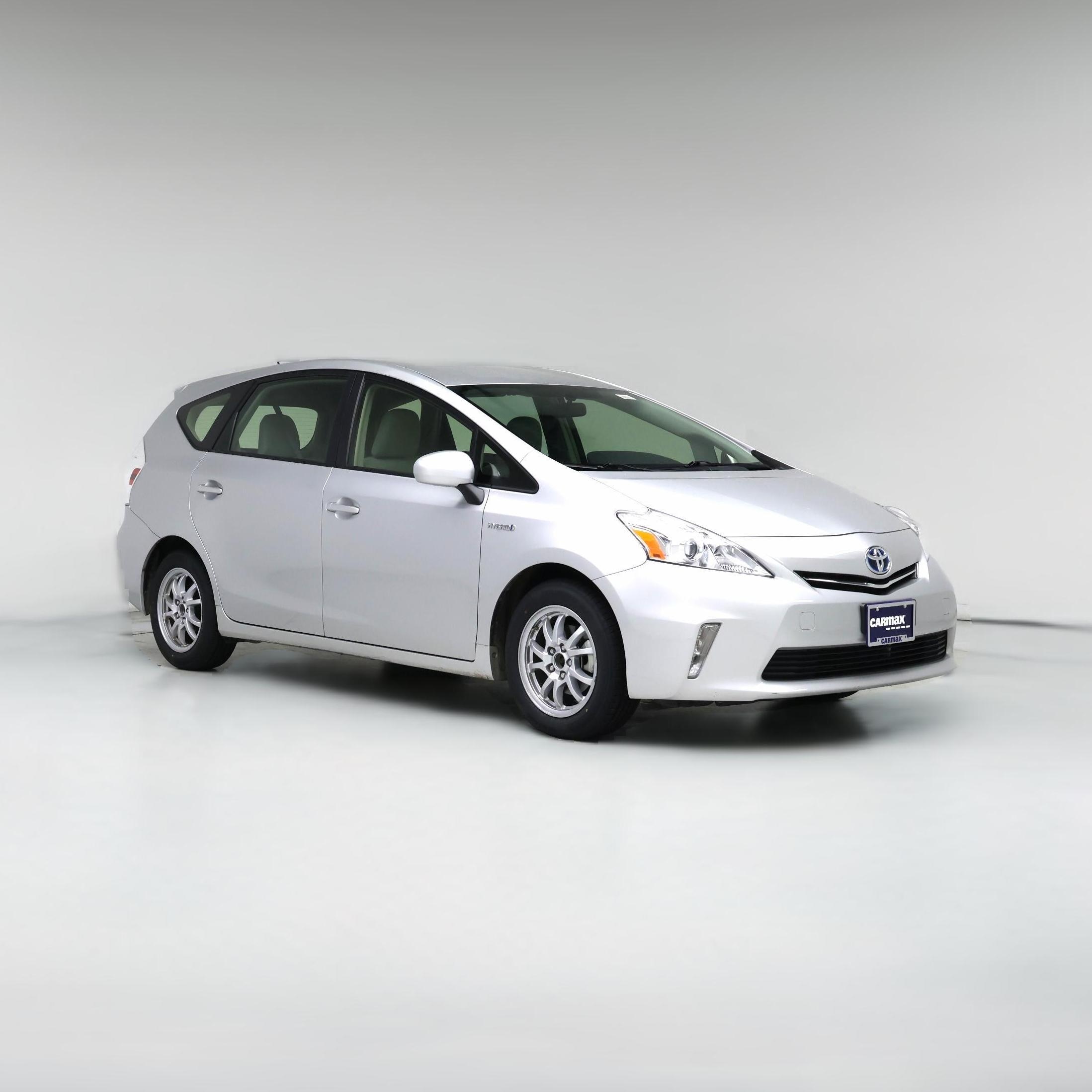 Thumbnail: 2014 Toyota Prius v - 1