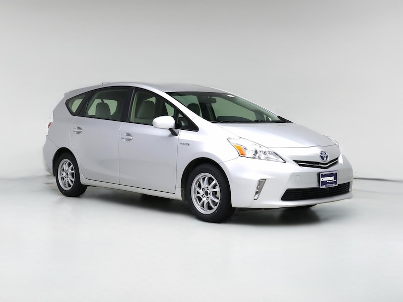 2014 Toyota Prius v Three -
                  Puyallup, WA