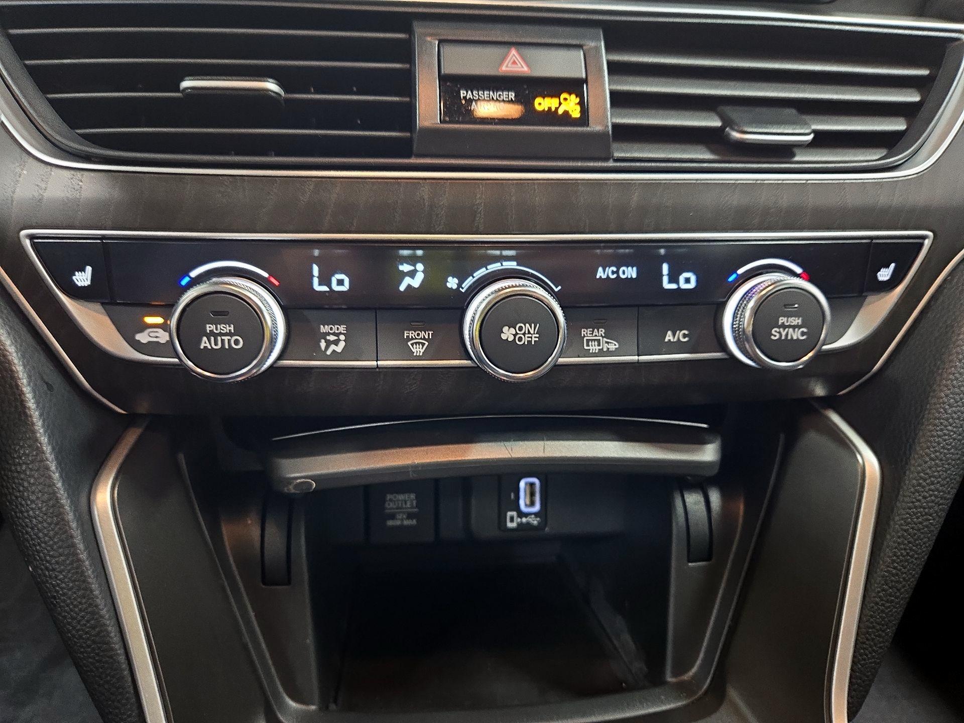 Thumbnail: 2018 Honda Accord - 16