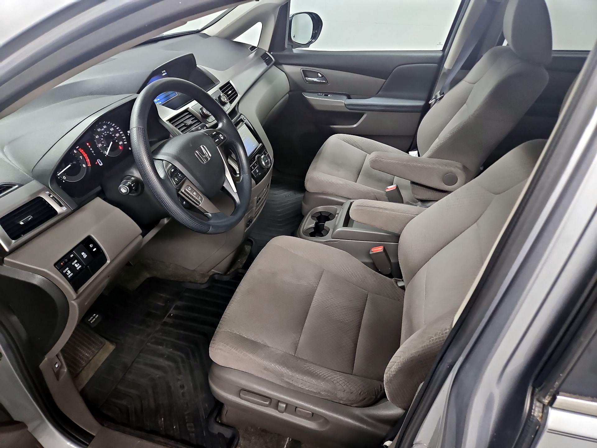 Thumbnail: 2016 Honda Odyssey - 11