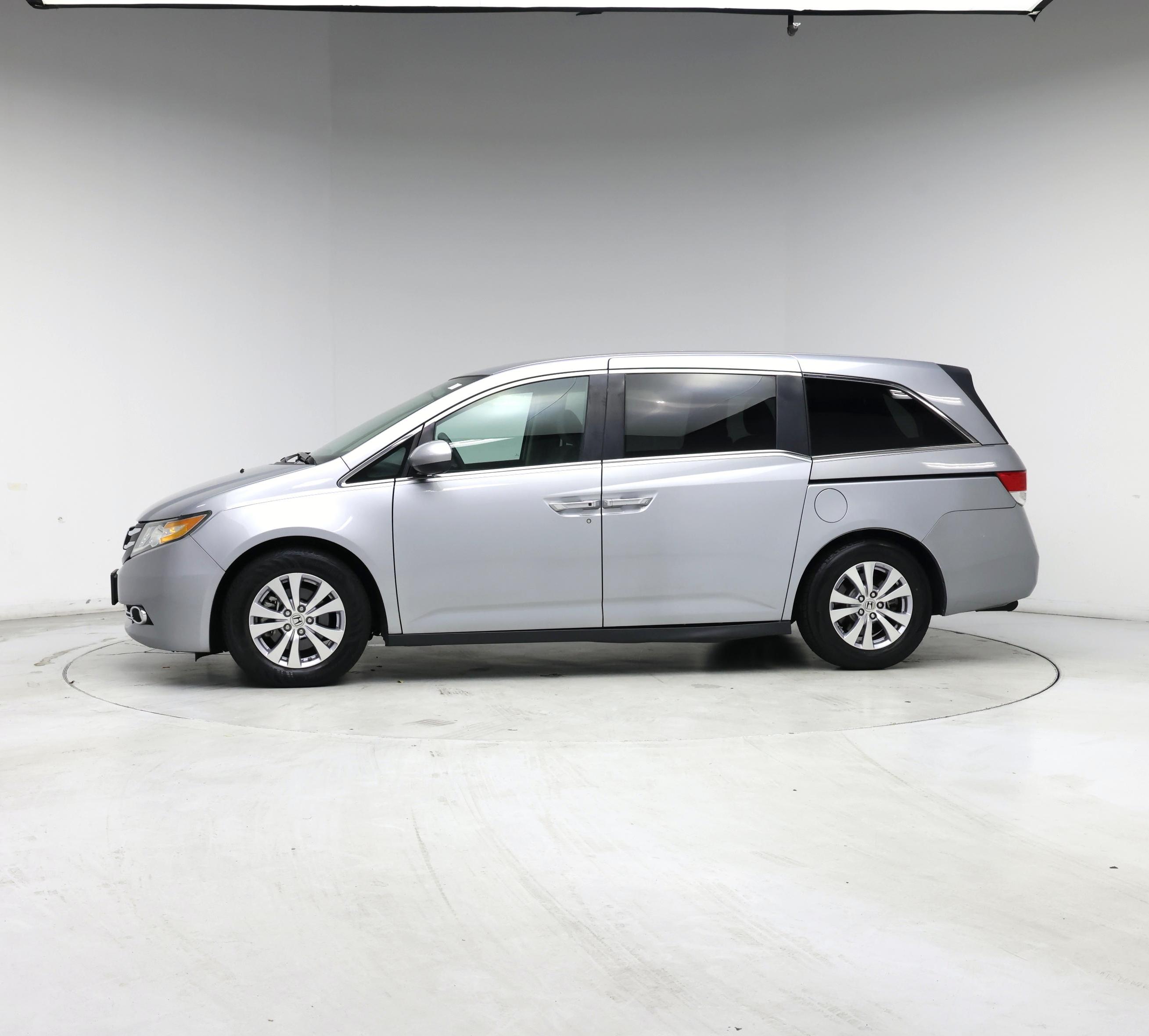 Thumbnail: 2016 Honda Odyssey - 3