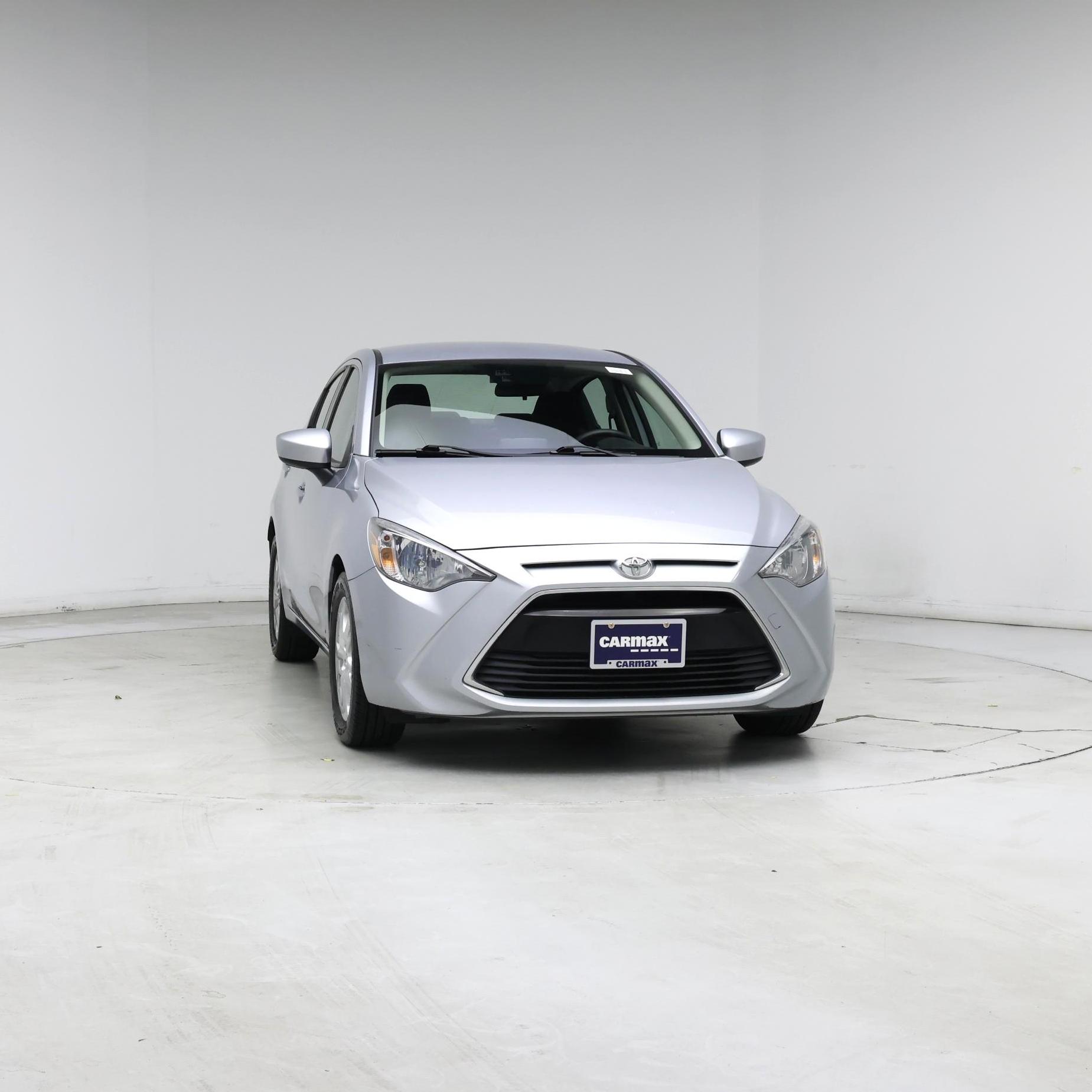 Thumbnail: 2017 Toyota Yaris iA - 5