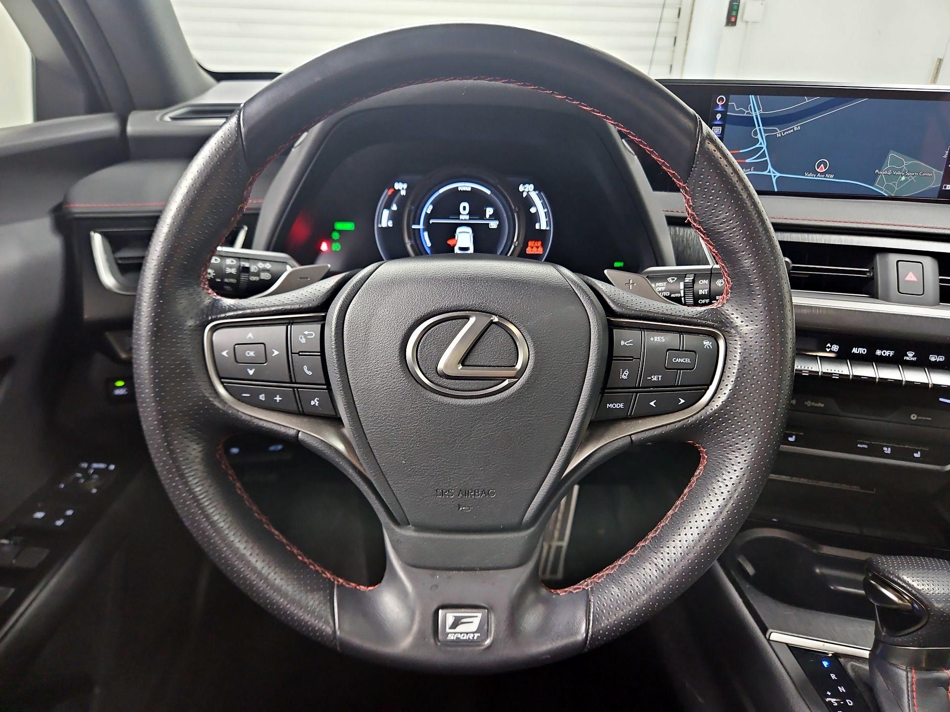 Thumbnail: 2019 Lexus UX - 10