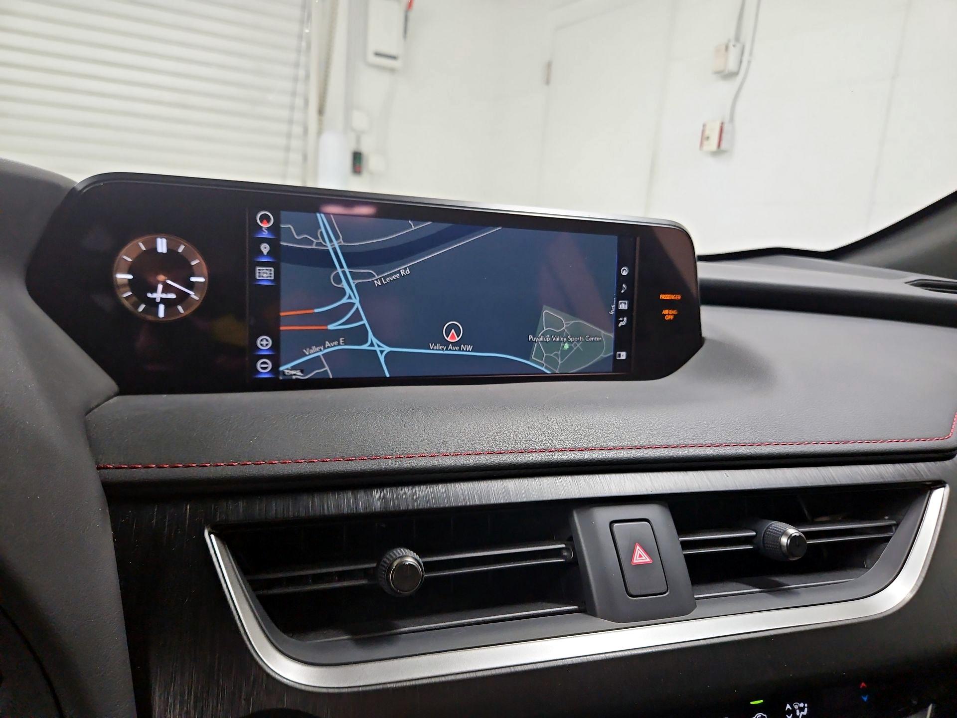 Thumbnail: 2019 Lexus UX - 14