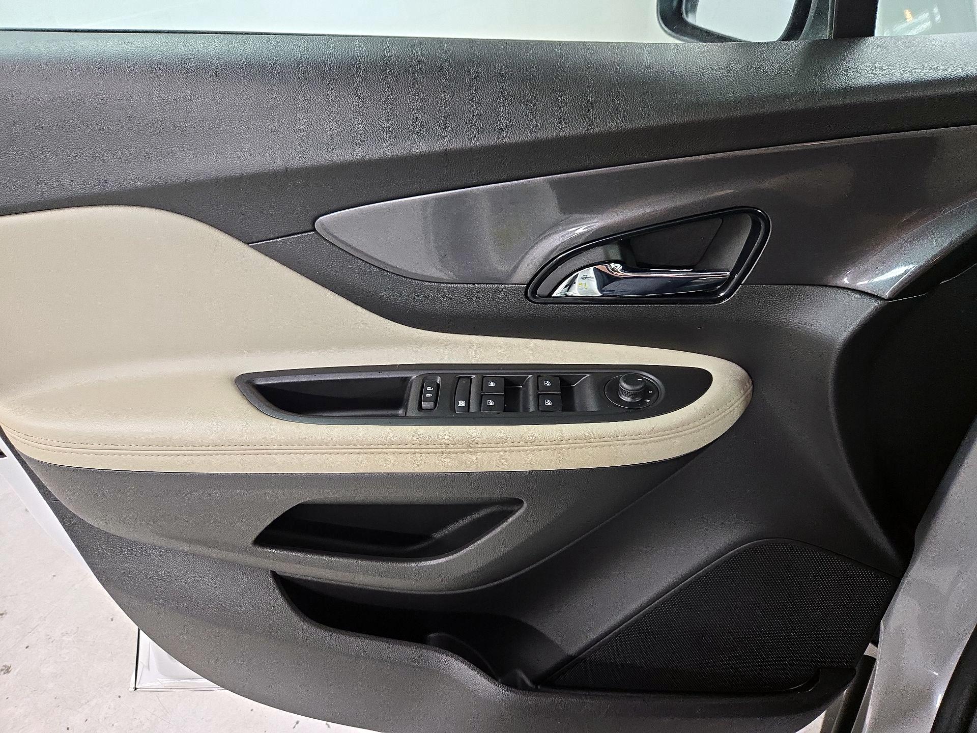 Thumbnail: 2021 Buick Encore - 12