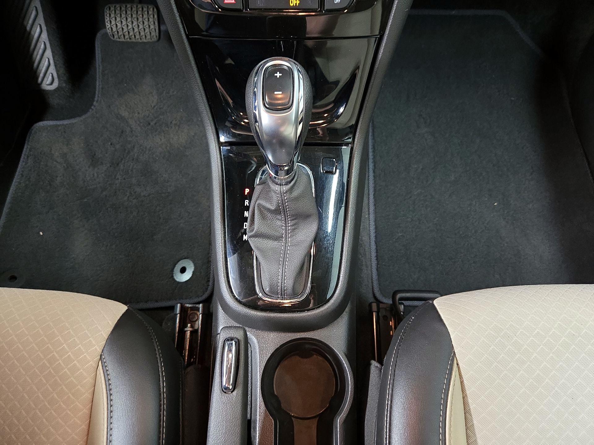 Thumbnail: 2021 Buick Encore - 17
