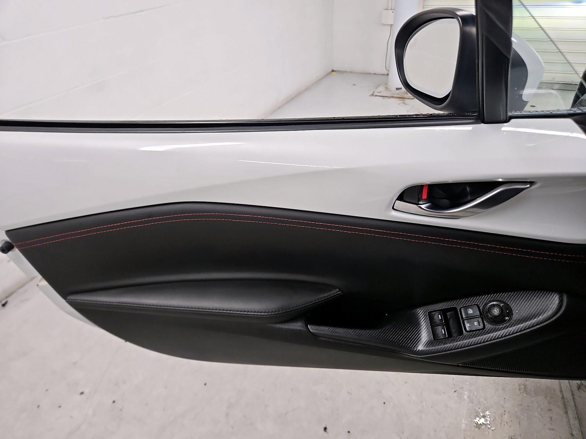 Thumbnail: 2016 Mazda MX-5 Miata - 12
