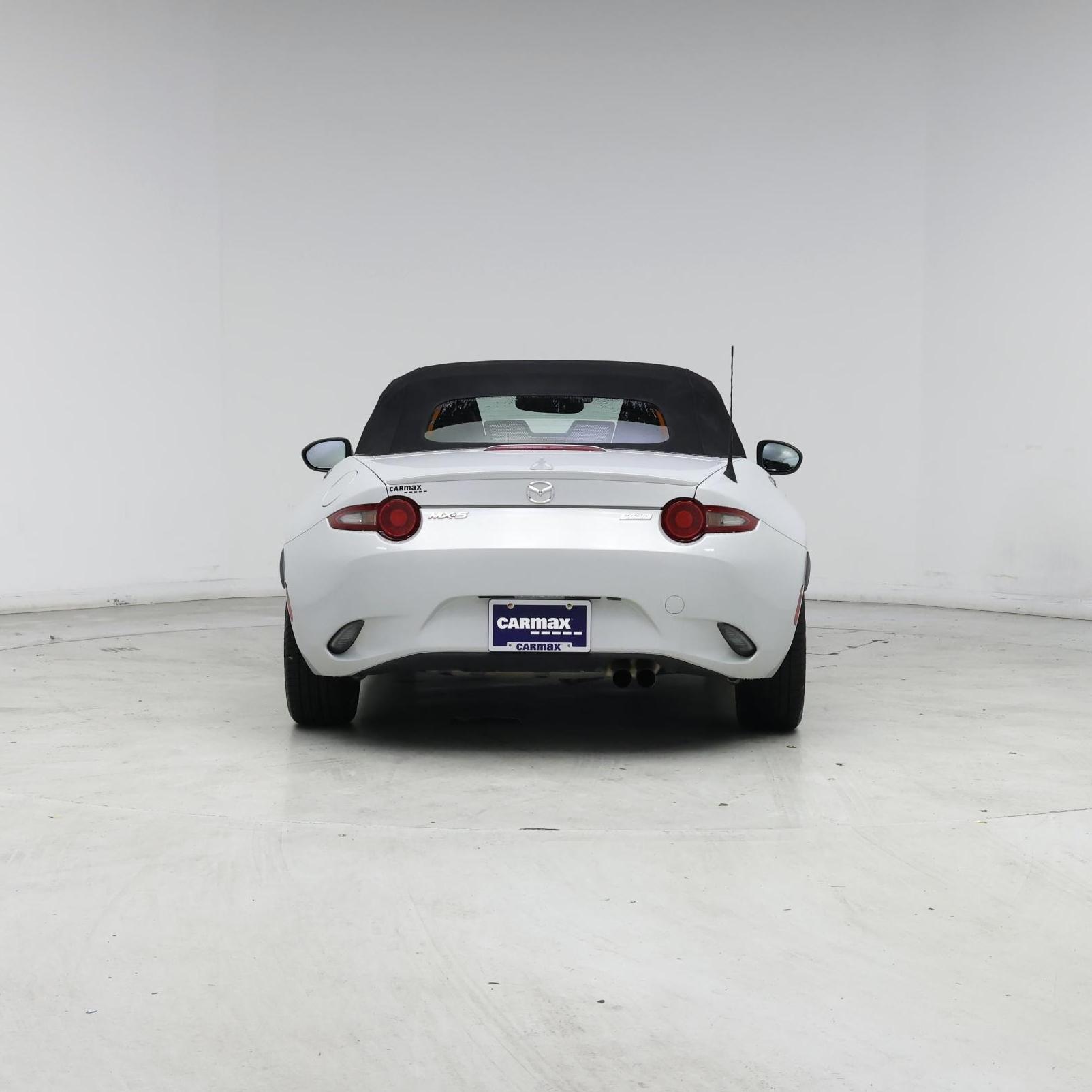 Thumbnail: 2016 Mazda MX-5 Miata - 6
