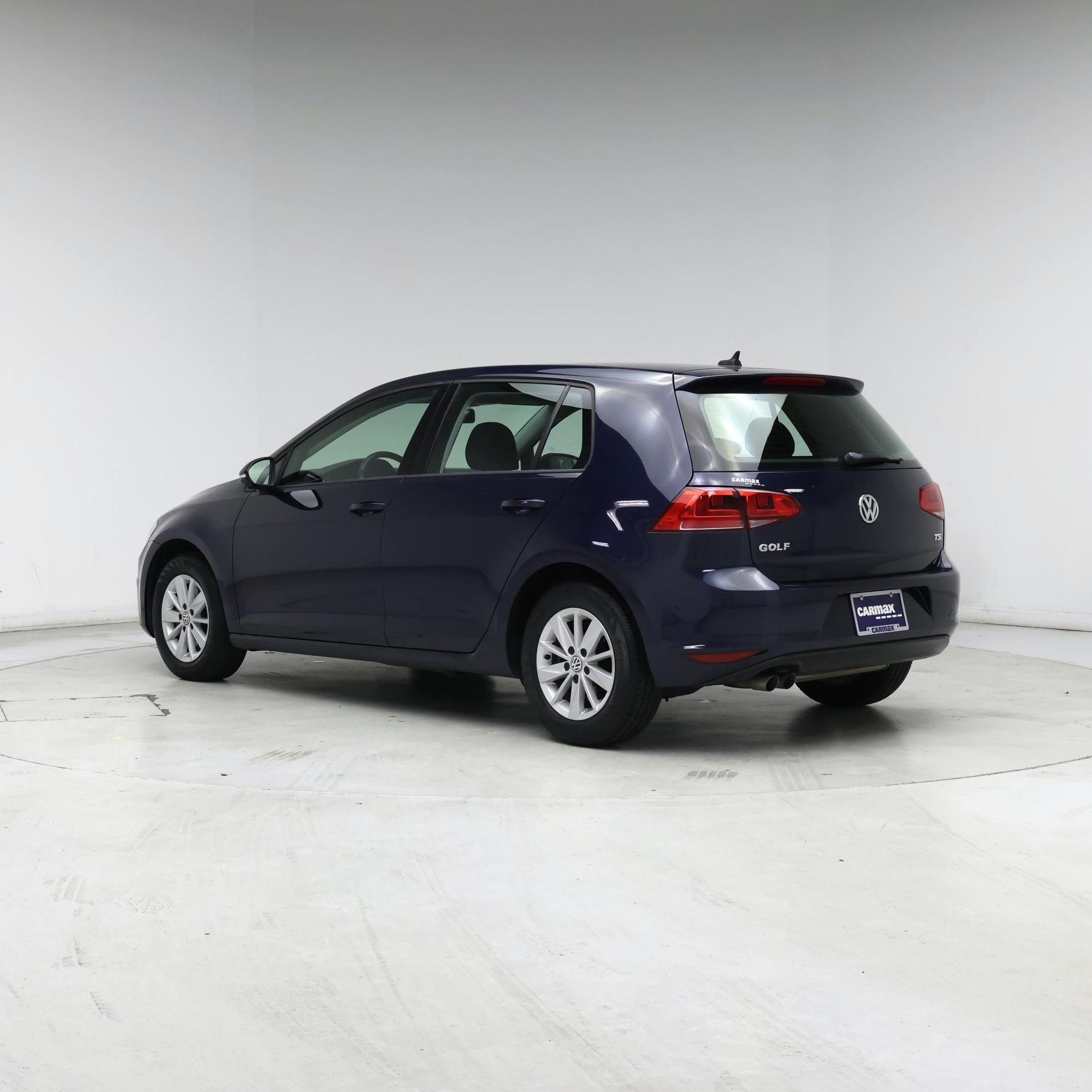 Thumbnail: 2016 Volkswagen Golf - 2