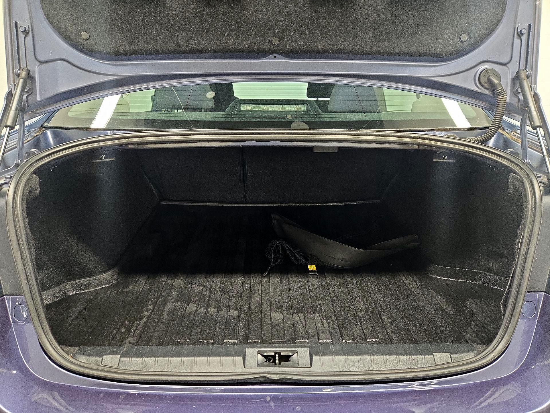 Thumbnail: 2015 Subaru Legacy - 20