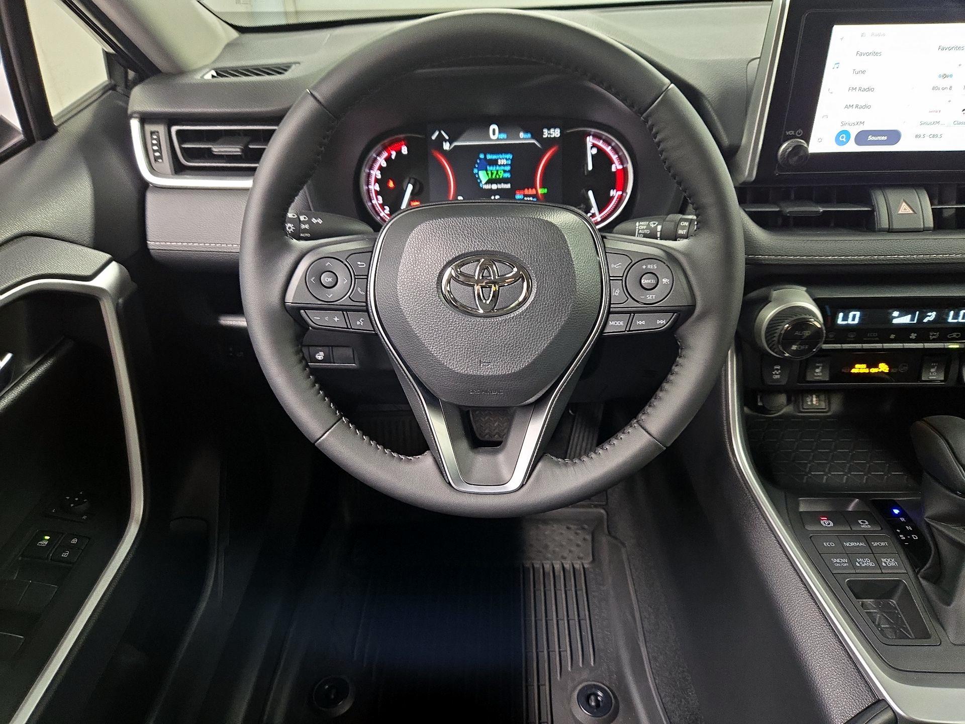 Thumbnail: 2025 Toyota RAV4 - 10