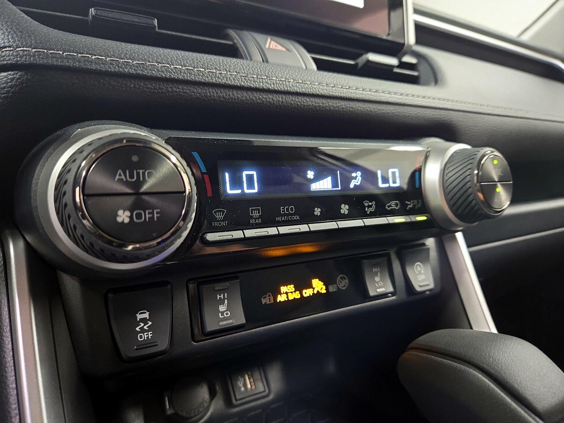 Thumbnail: 2025 Toyota RAV4 - 16