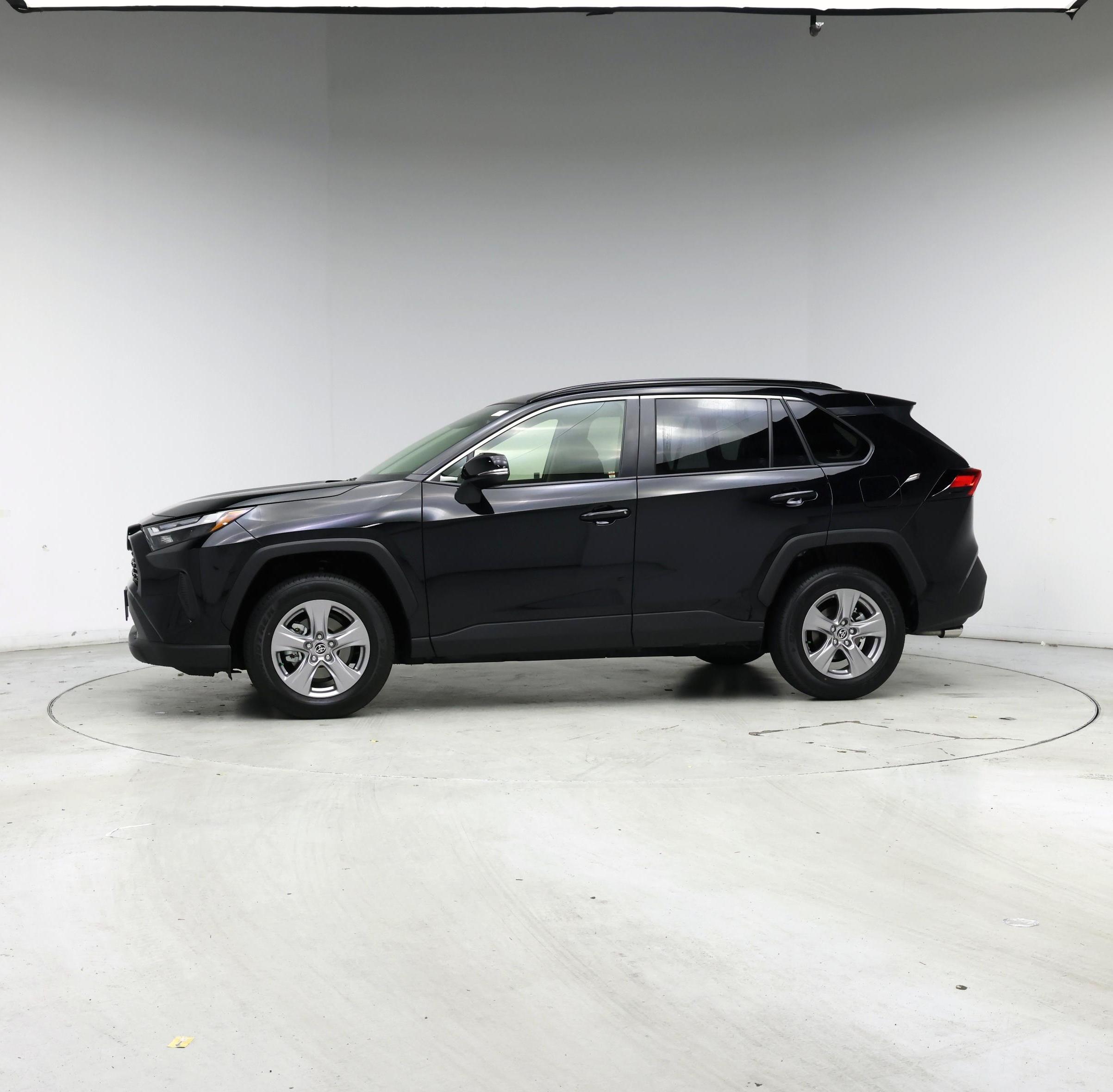 Thumbnail: 2025 Toyota RAV4 - 3