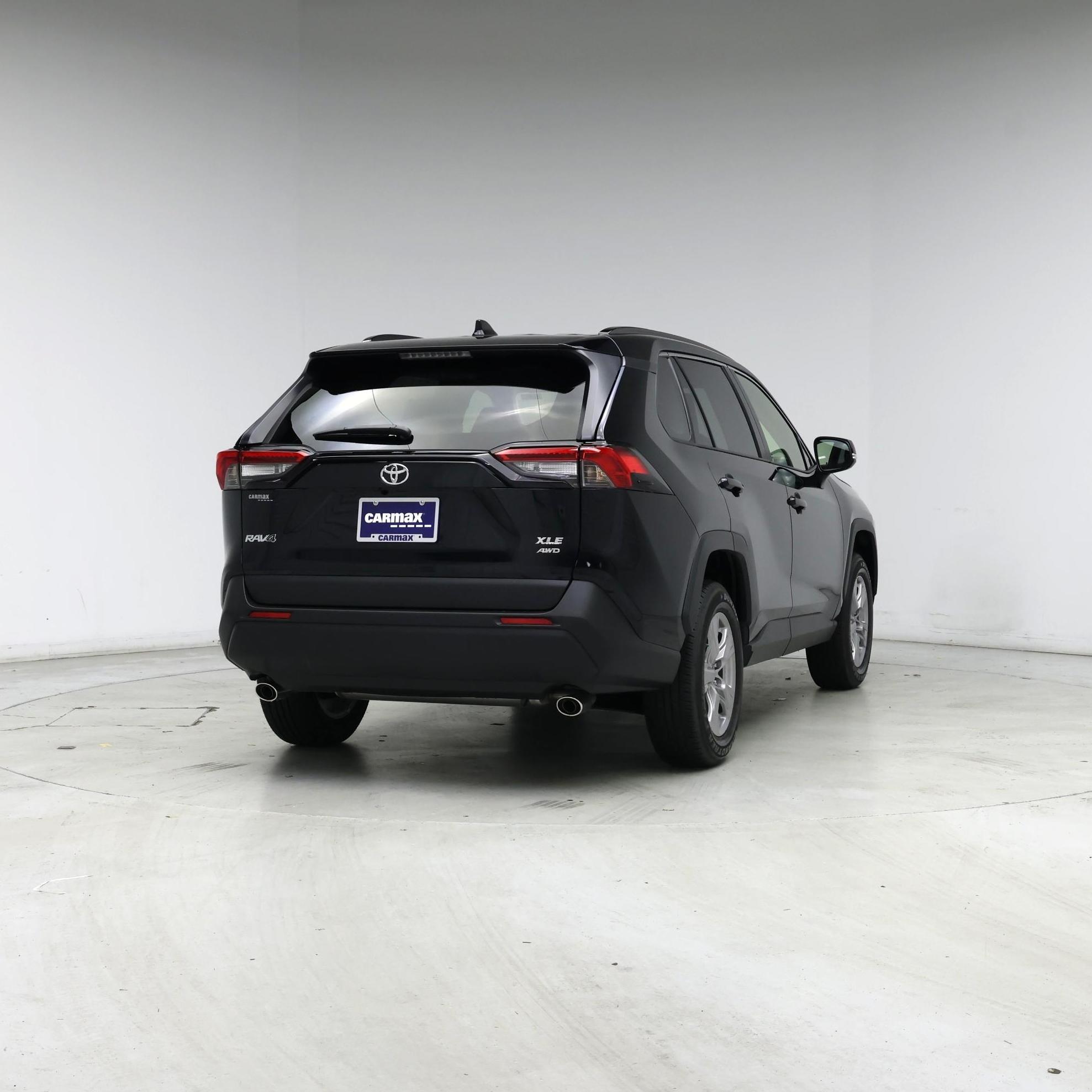 Thumbnail: 2025 Toyota RAV4 - 8