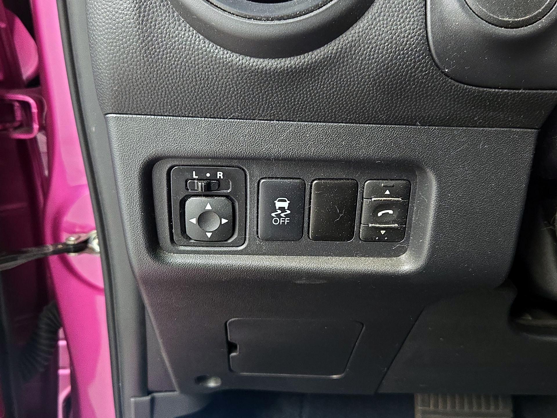 Thumbnail: 2015 Mitsubishi Mirage - 13