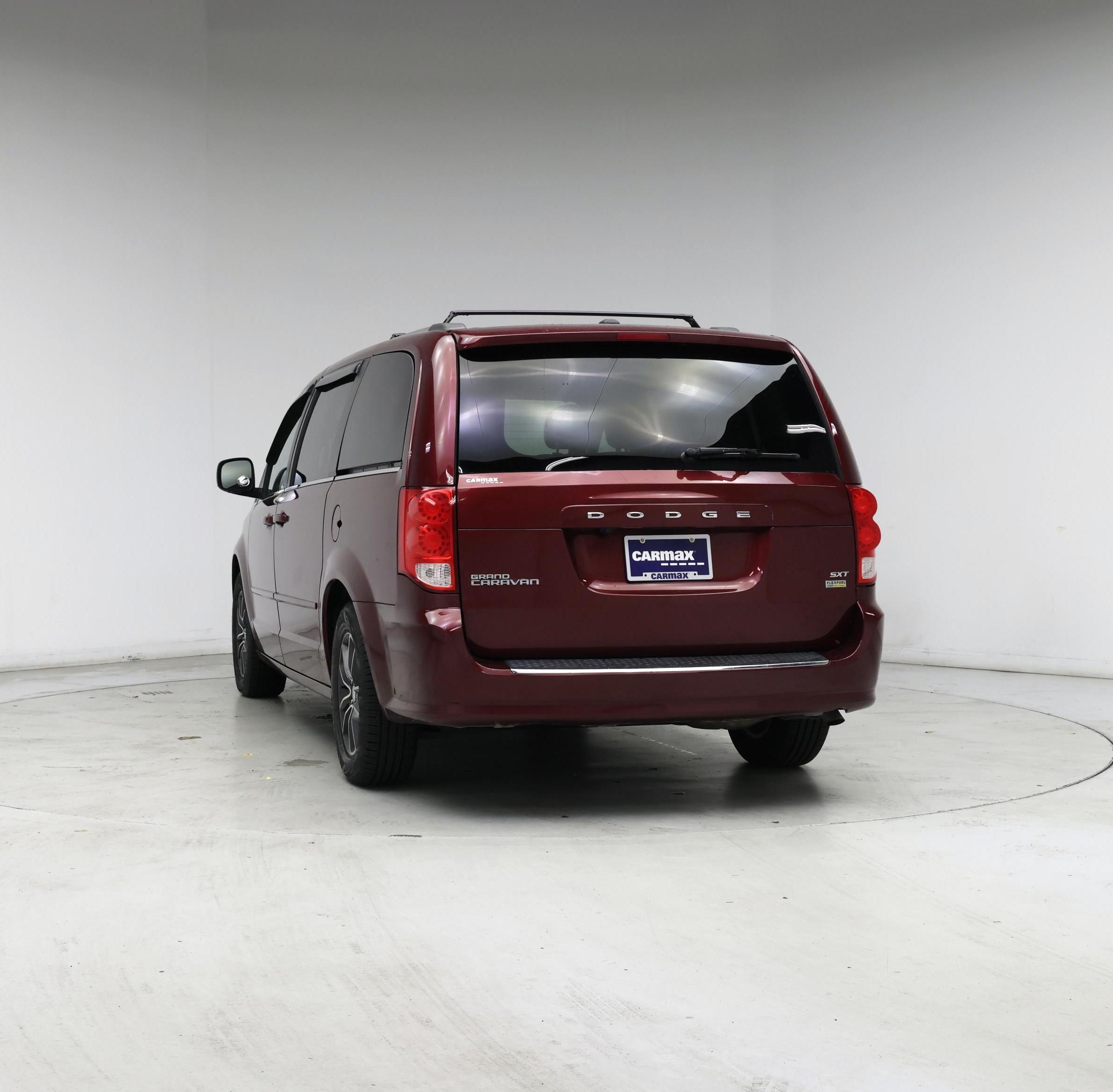 Thumbnail: 2017 Dodge Grand Caravan - 6
