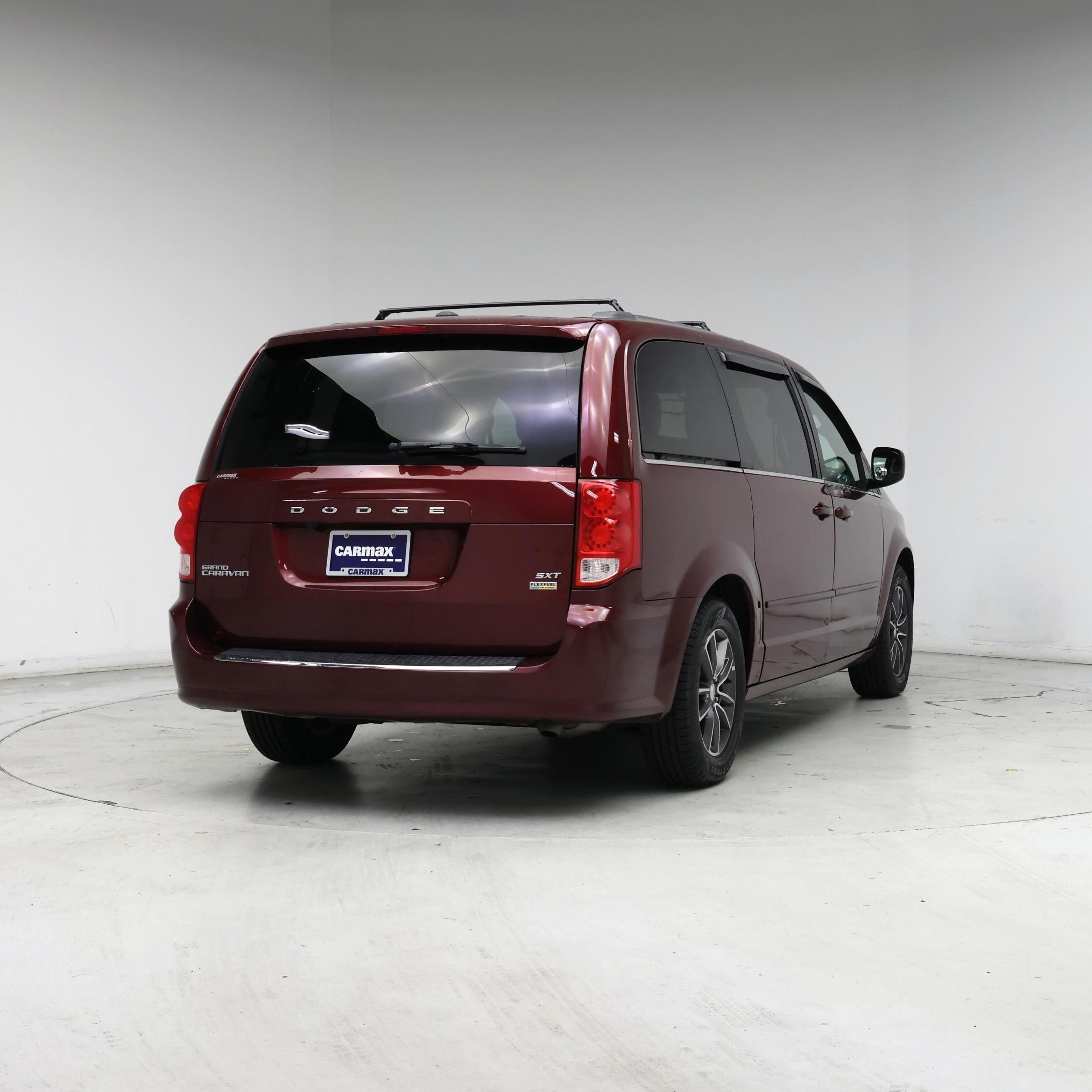 Thumbnail: 2017 Dodge Grand Caravan - 8