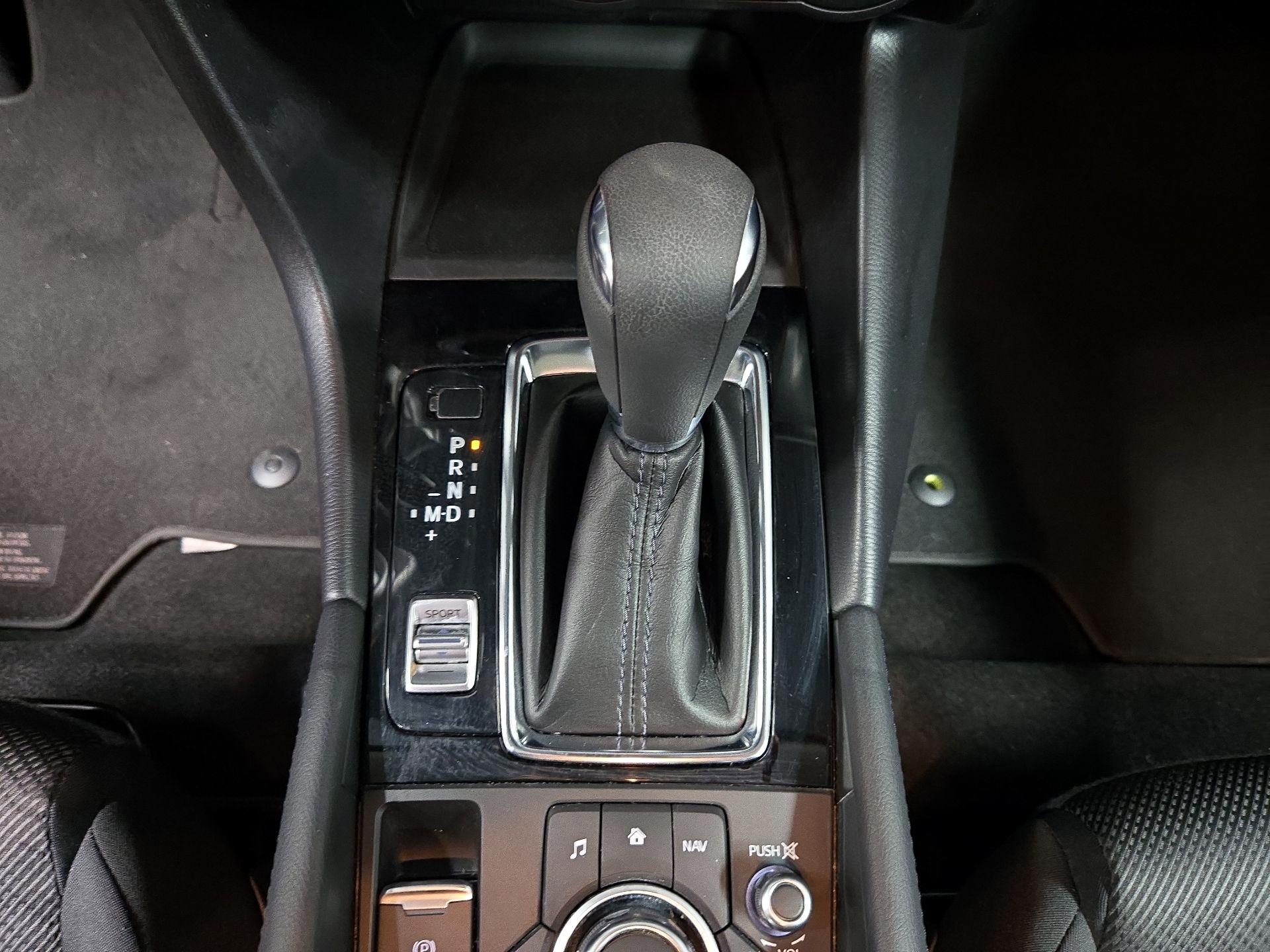 Thumbnail: 2018 Mazda Mazda3 - 18