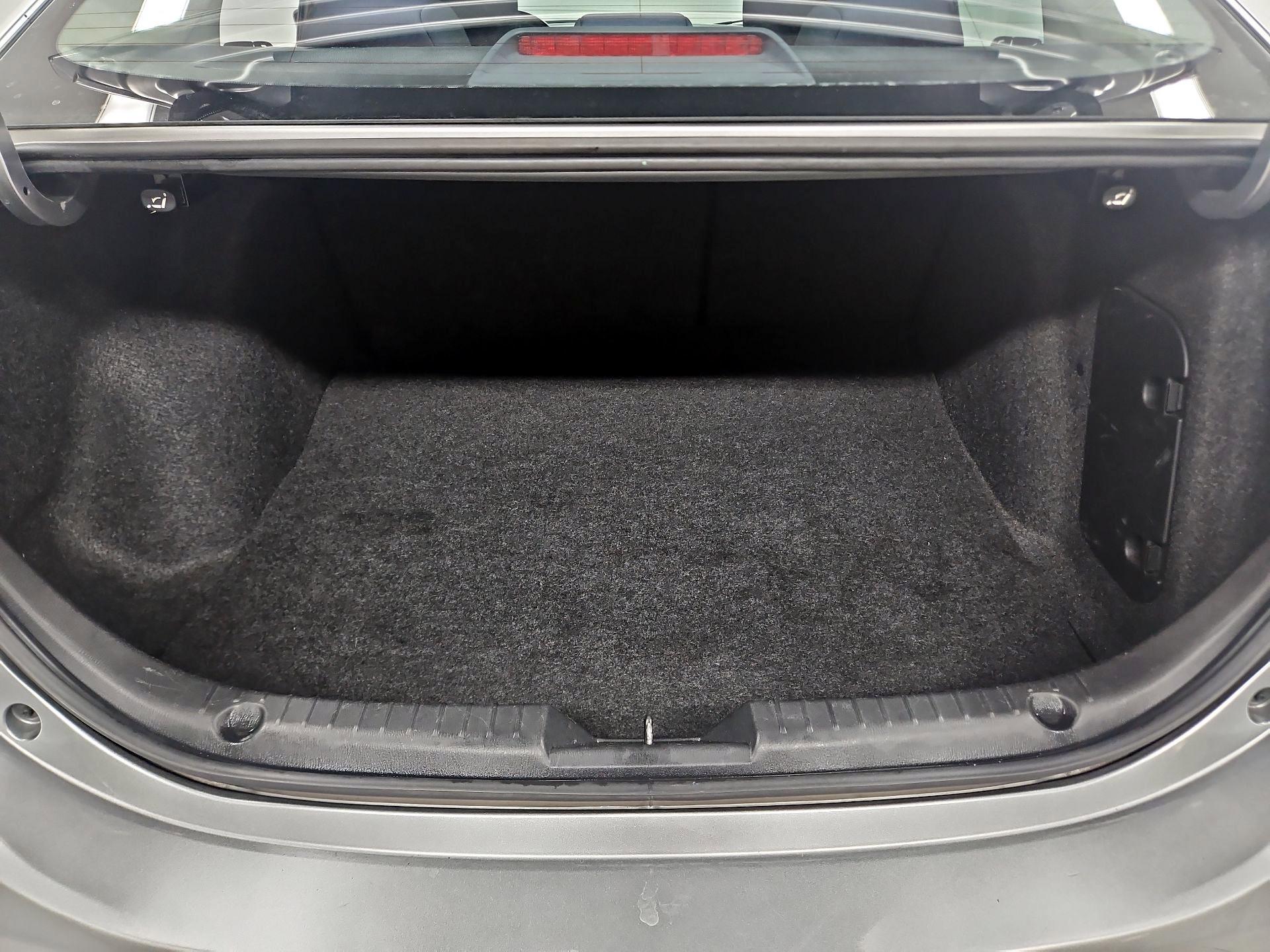 Thumbnail: 2014 Mazda Mazda3 - 19