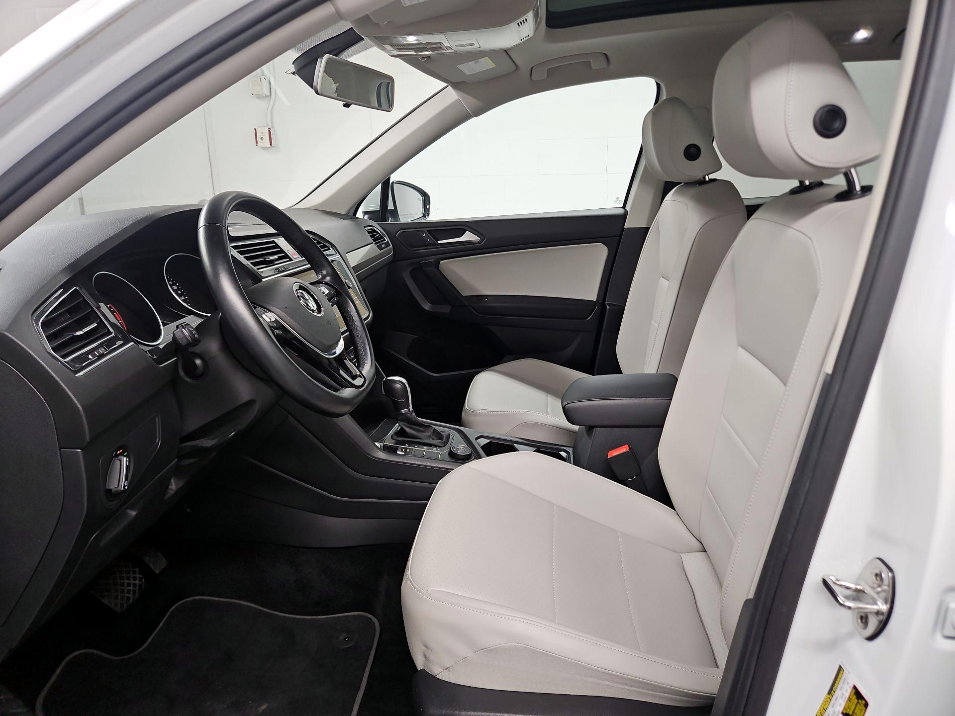 Thumbnail: 2019 Volkswagen Tiguan - 11