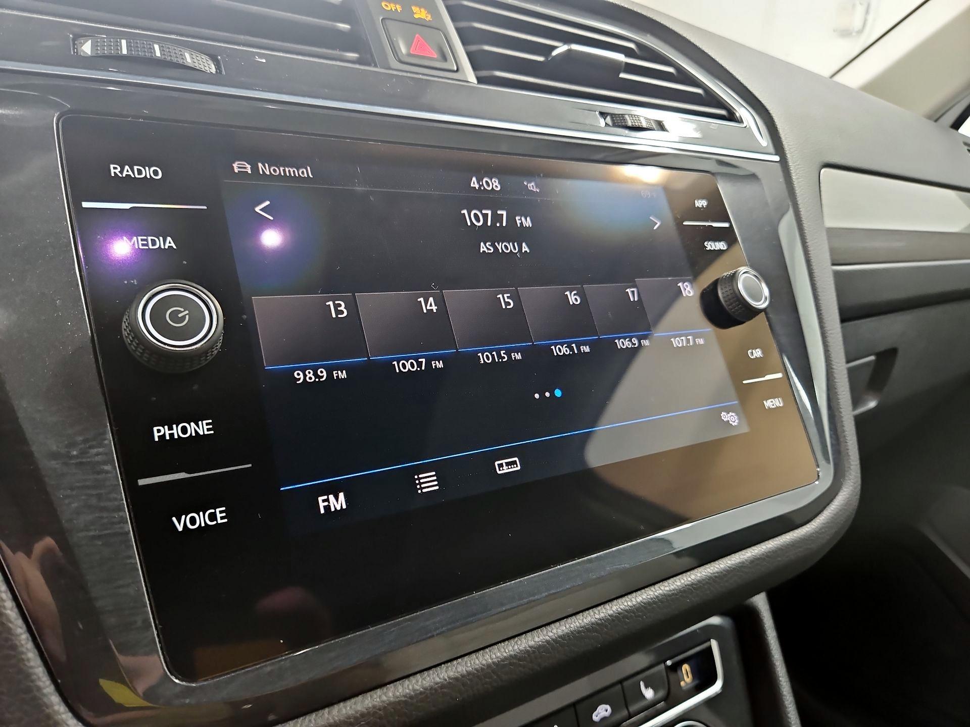 Thumbnail: 2019 Volkswagen Tiguan - 15