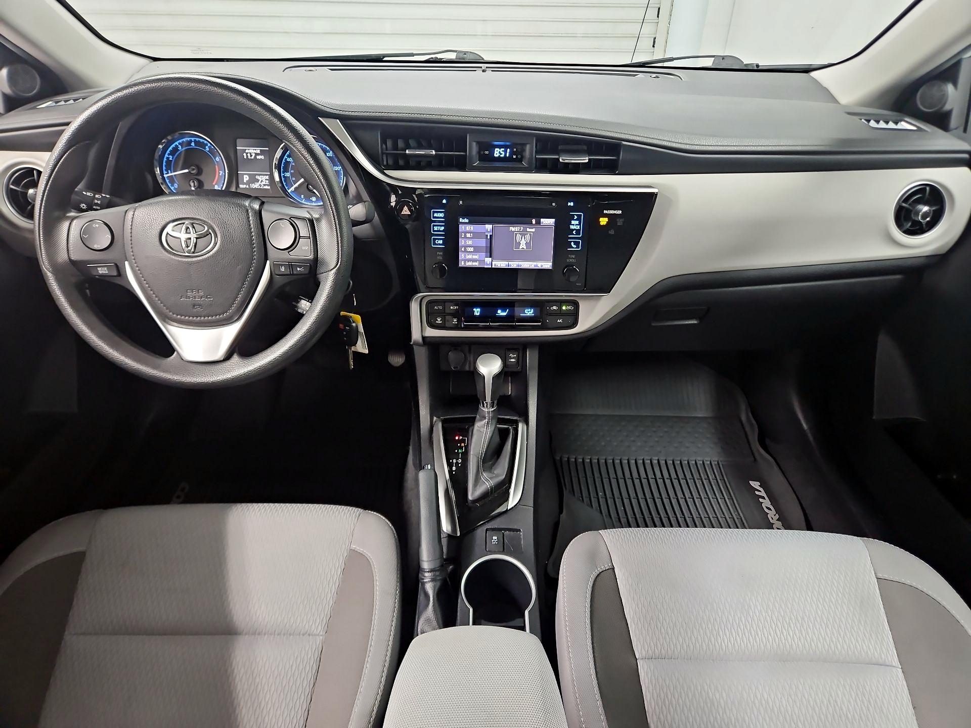 Thumbnail: 2017 Toyota Corolla - 9