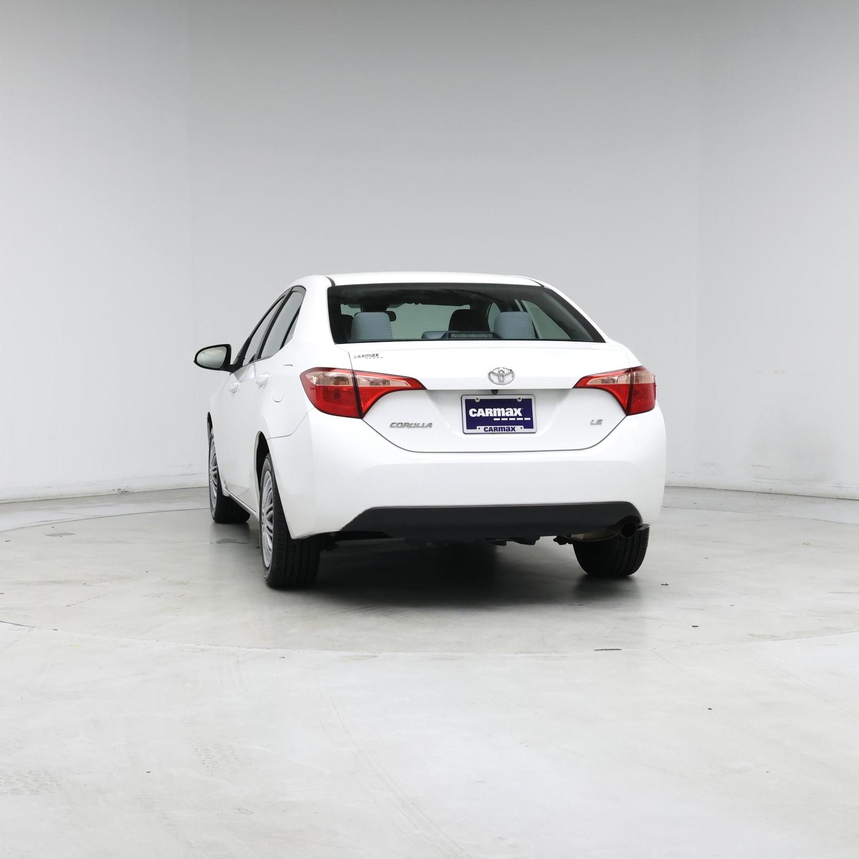 Thumbnail: 2017 Toyota Corolla - 6