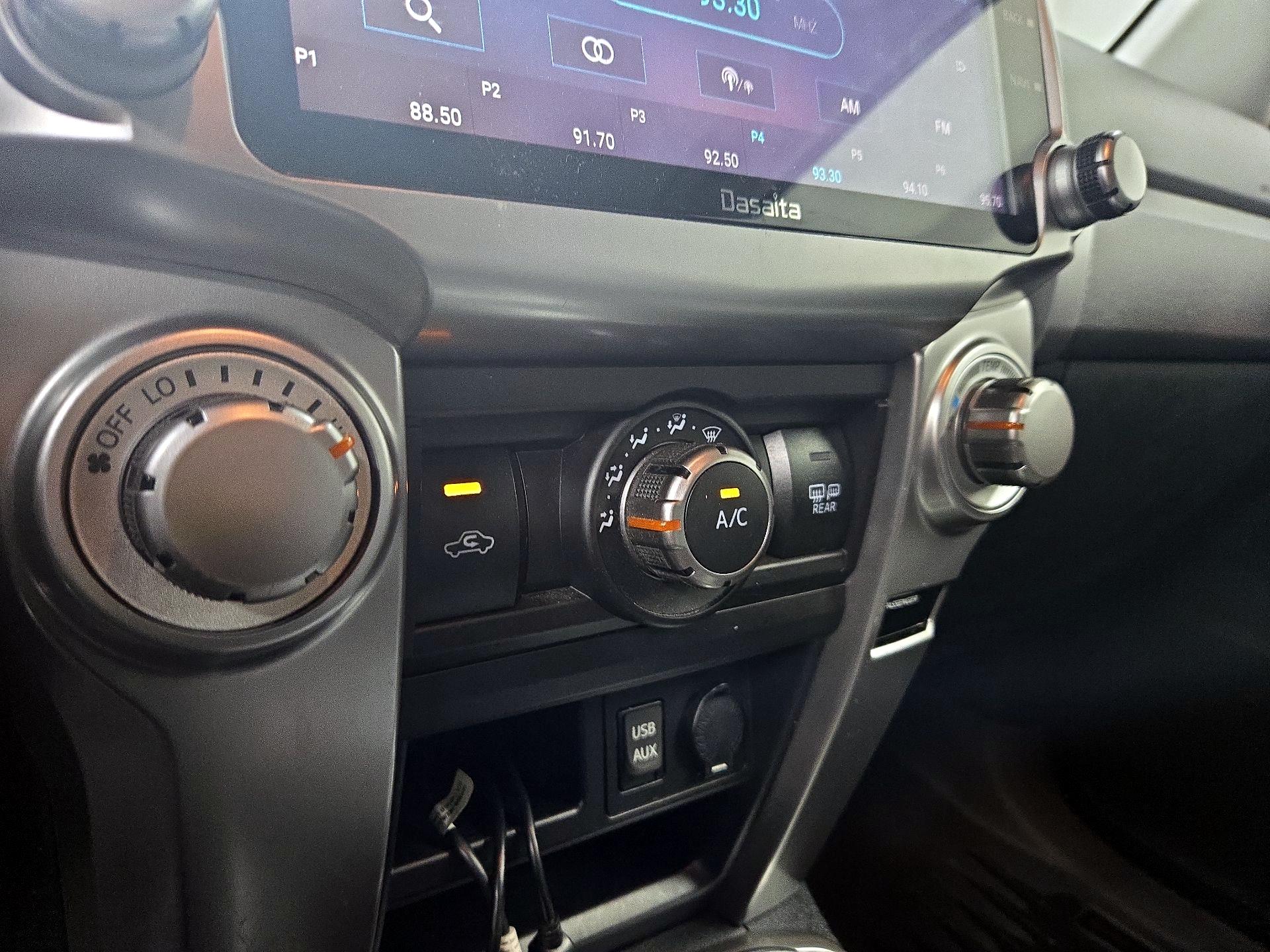 Thumbnail: 2018 Toyota 4Runner - 17