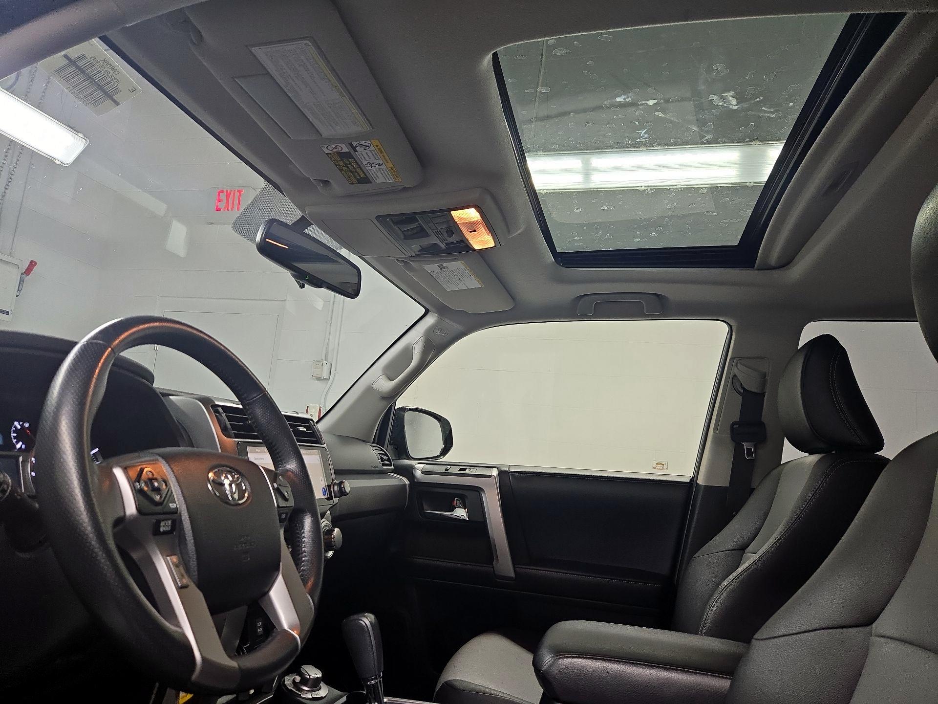 Thumbnail: 2018 Toyota 4Runner - 20