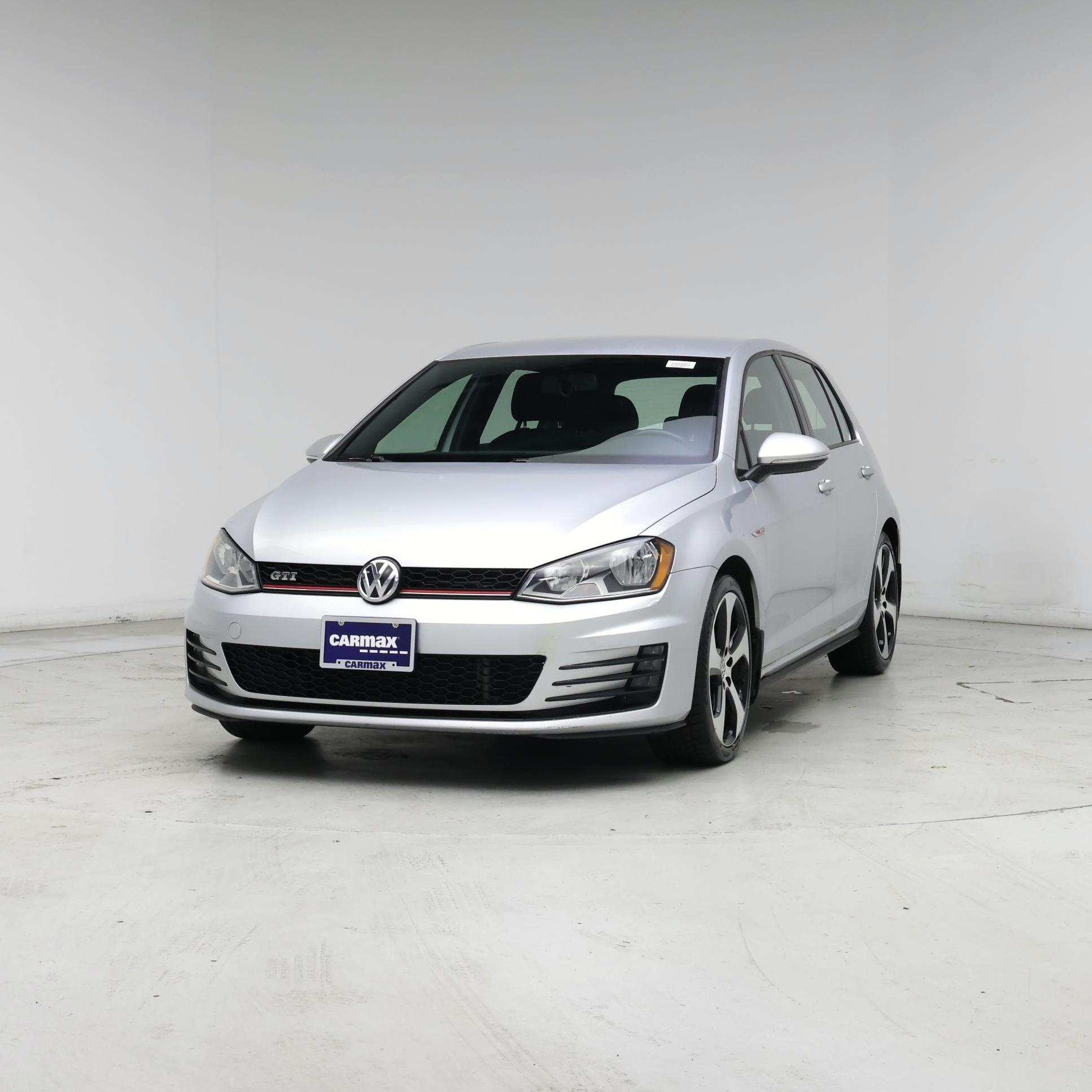 Thumbnail: 2017 Volkswagen Golf - 4